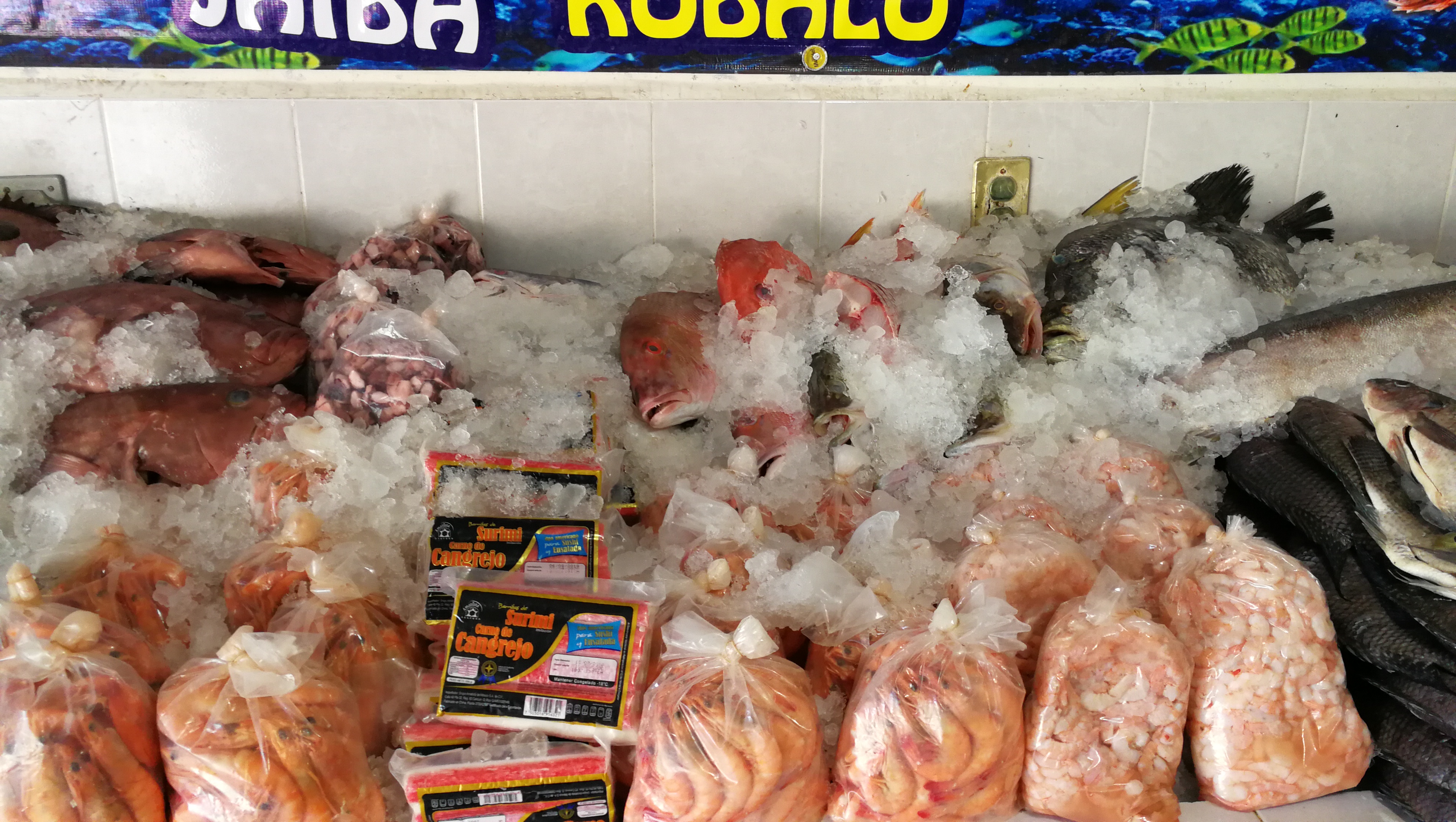 Marisqueria y Pescaderia "La Ola" image 6