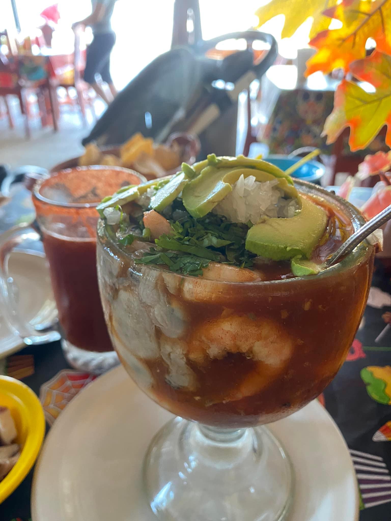 Coctelería Los Amigos Kast image 3