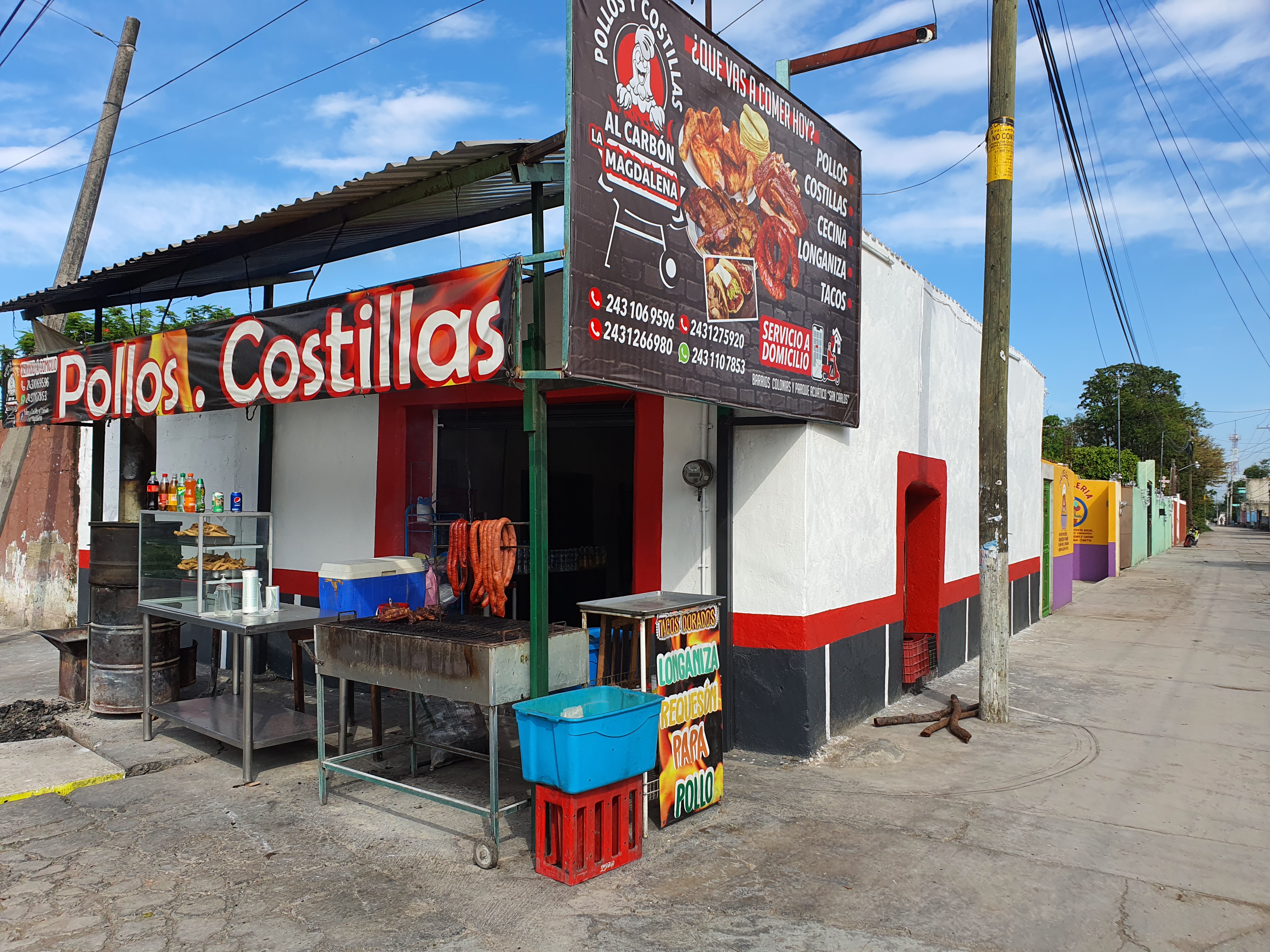 Pollos y Costillas al Carbón La Magdalena image 1