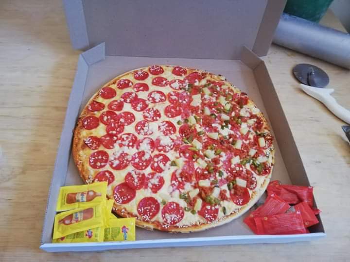 D'Luis pizzas image 2