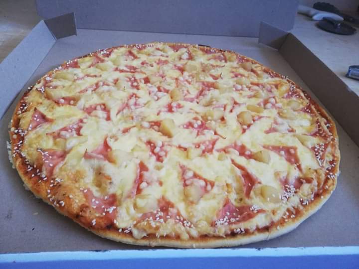 D'Luis pizzas image 4