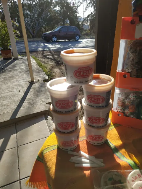 Los Güeros image 6