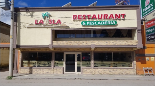 Mariscos La Isla image 1
