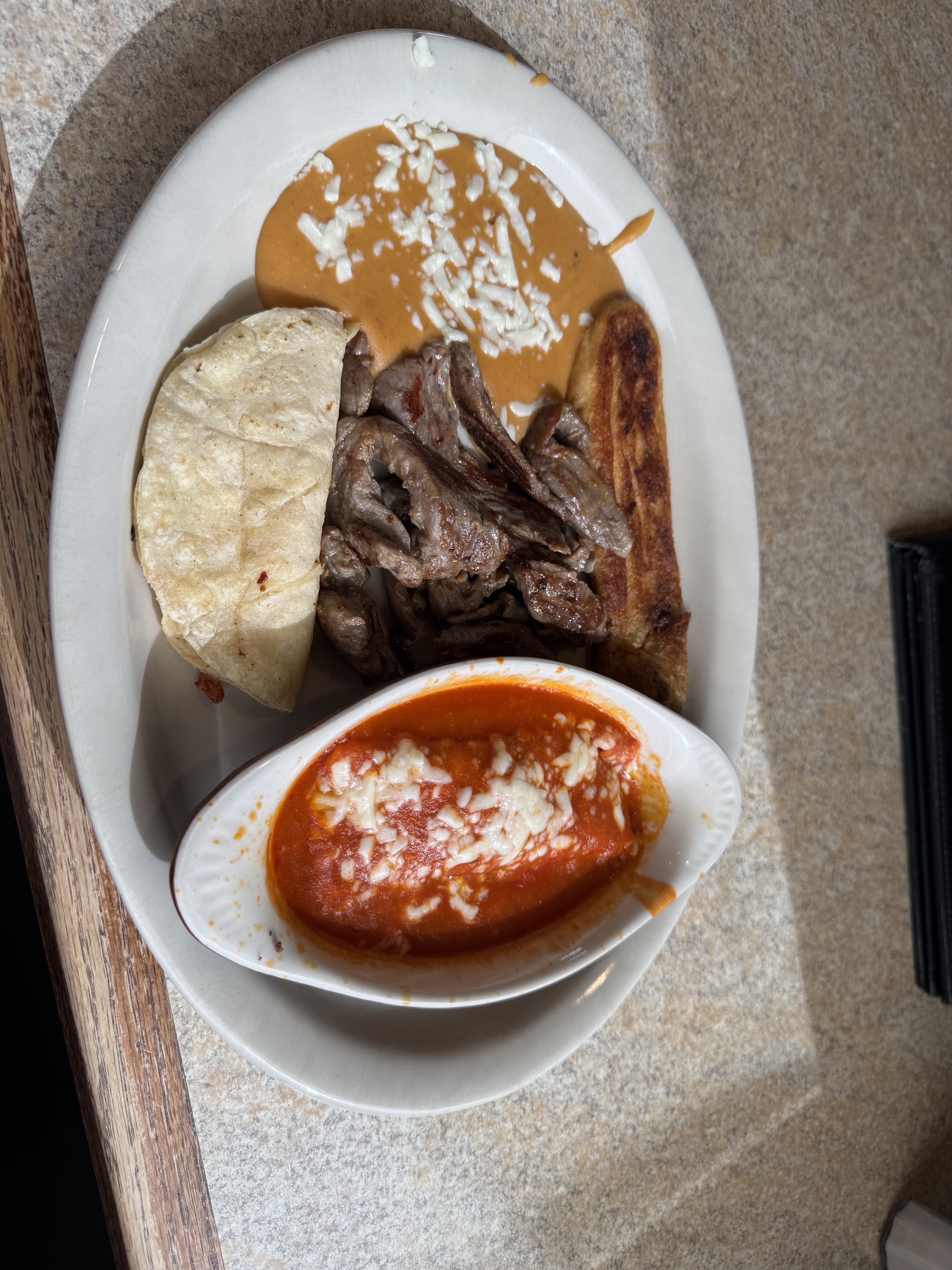 Restaurant La Huerta Steak House image 7