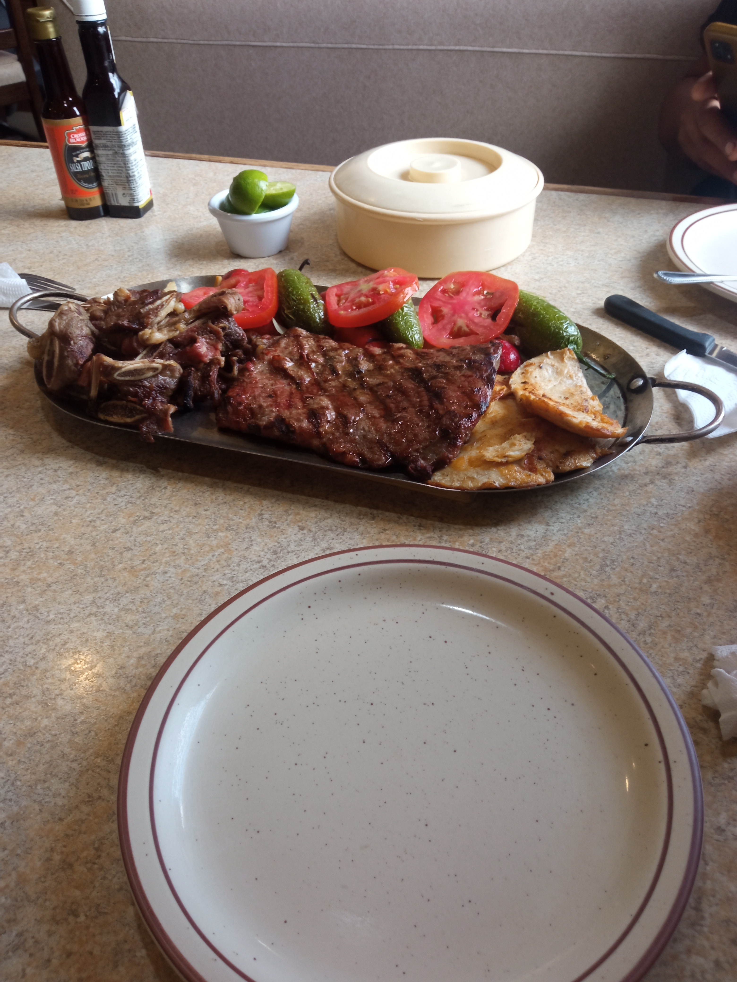 Restaurant La Huerta Steak House image 9