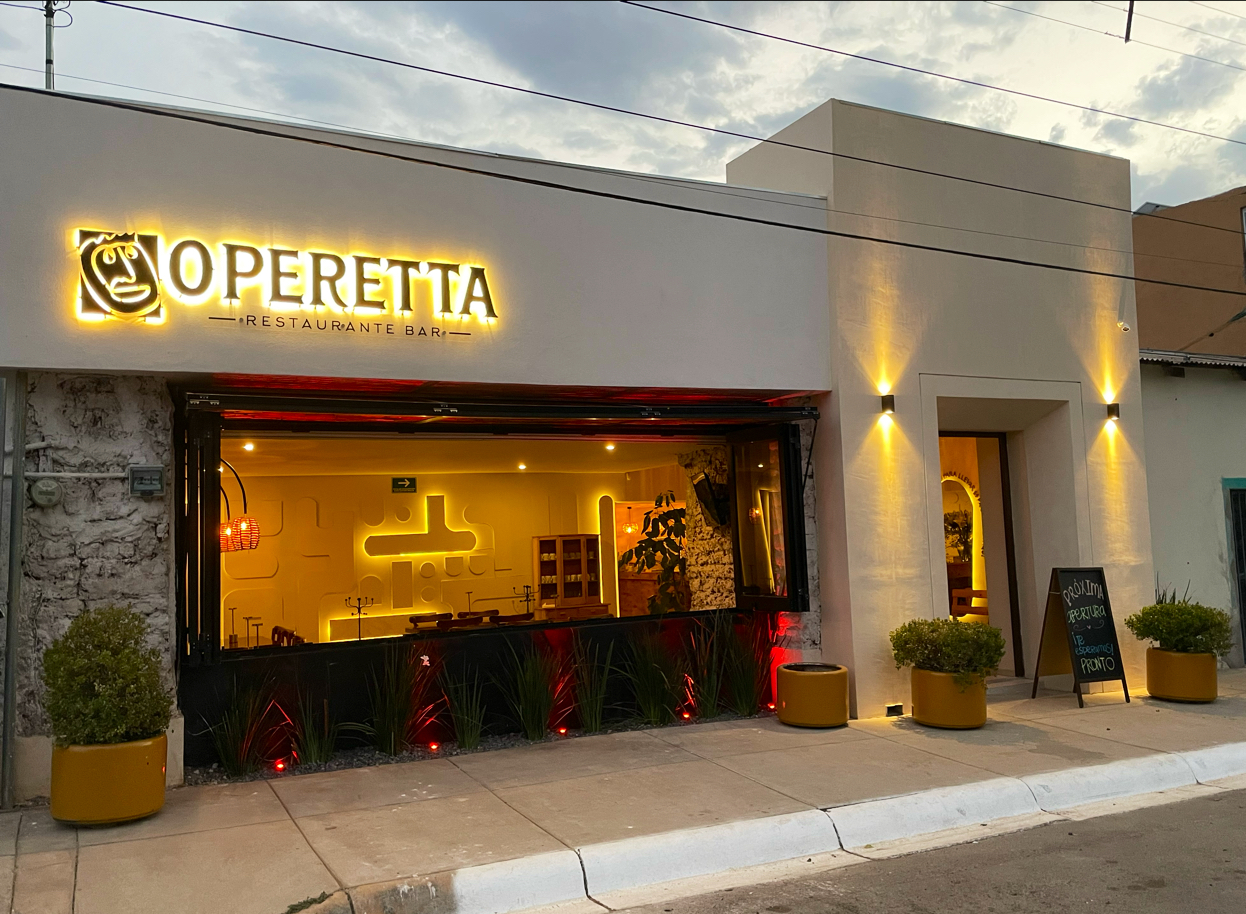 Opereta Galeria-cafe image 3