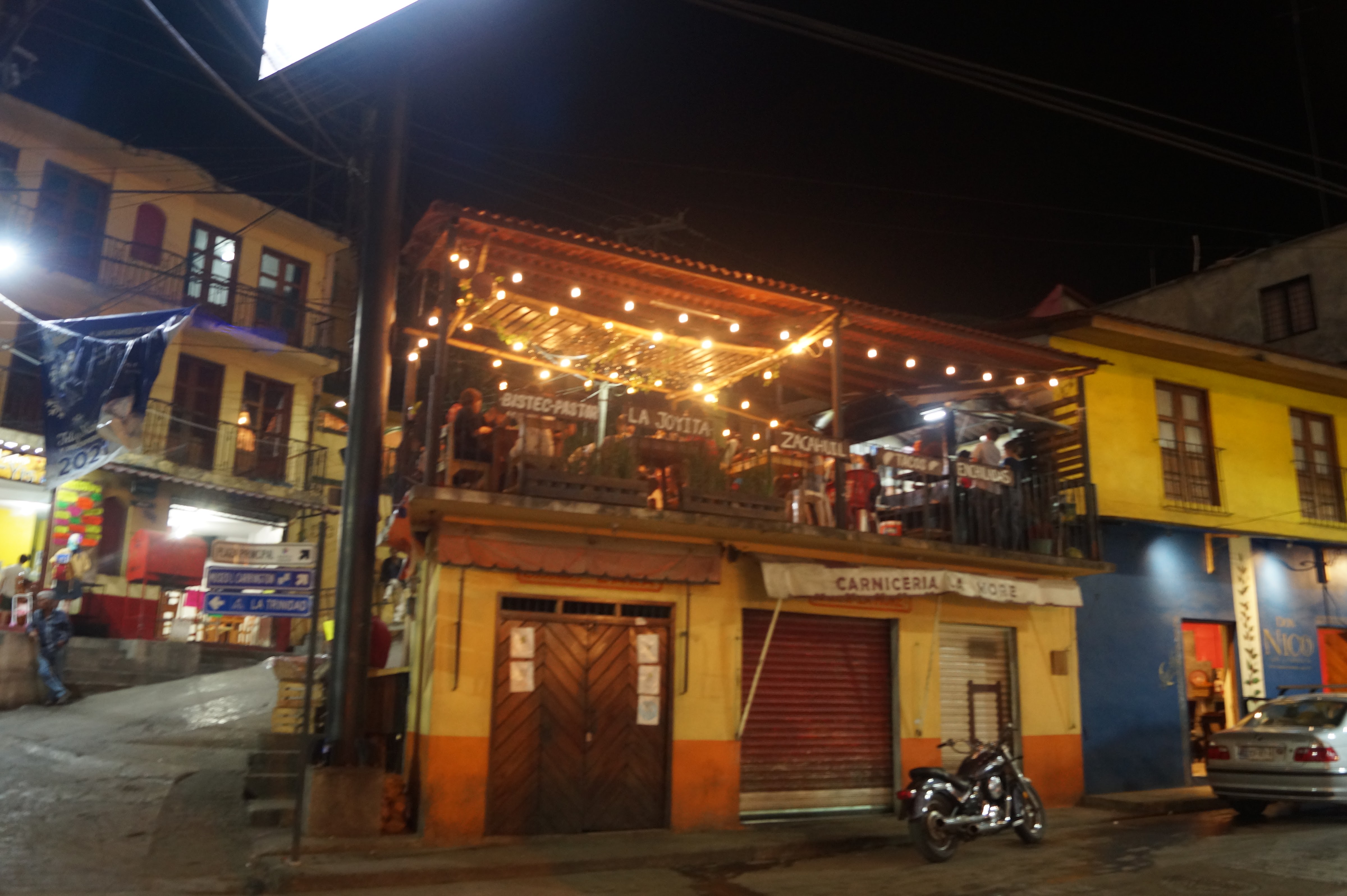 Zacahuilt LA JOYITA terraza image 3