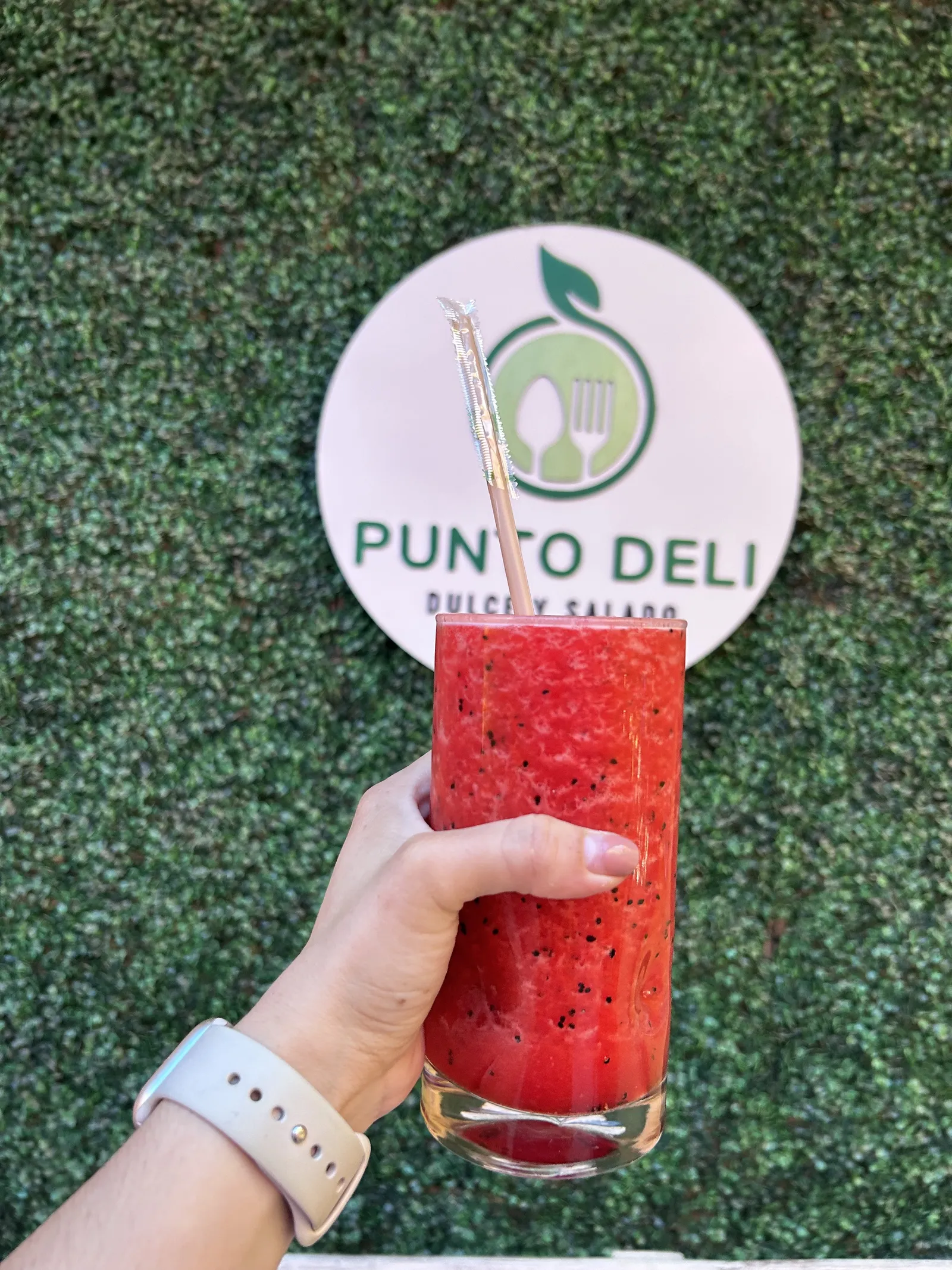 Punto Deli image 7