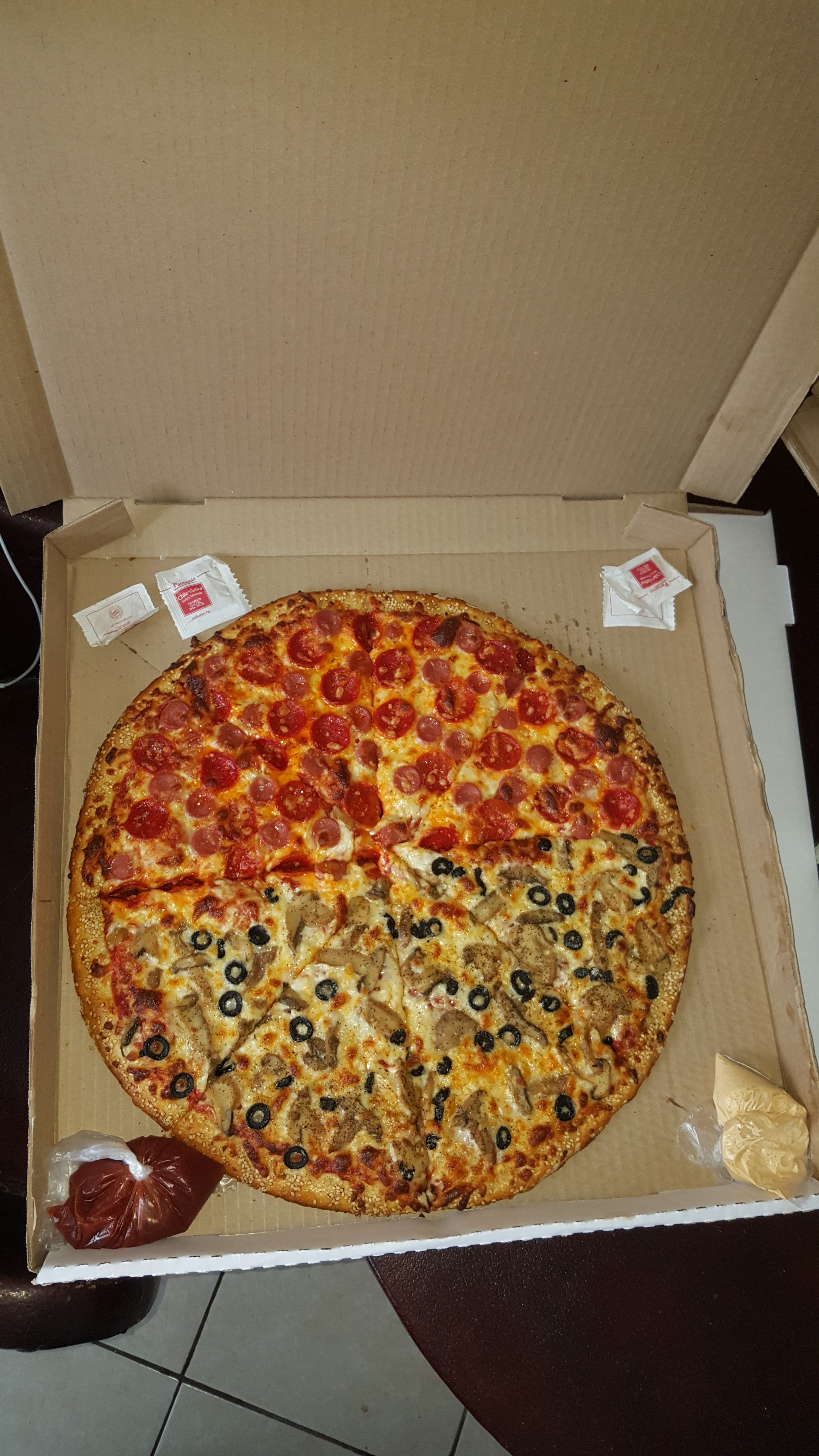 Pizzeria Los Candiles image 10