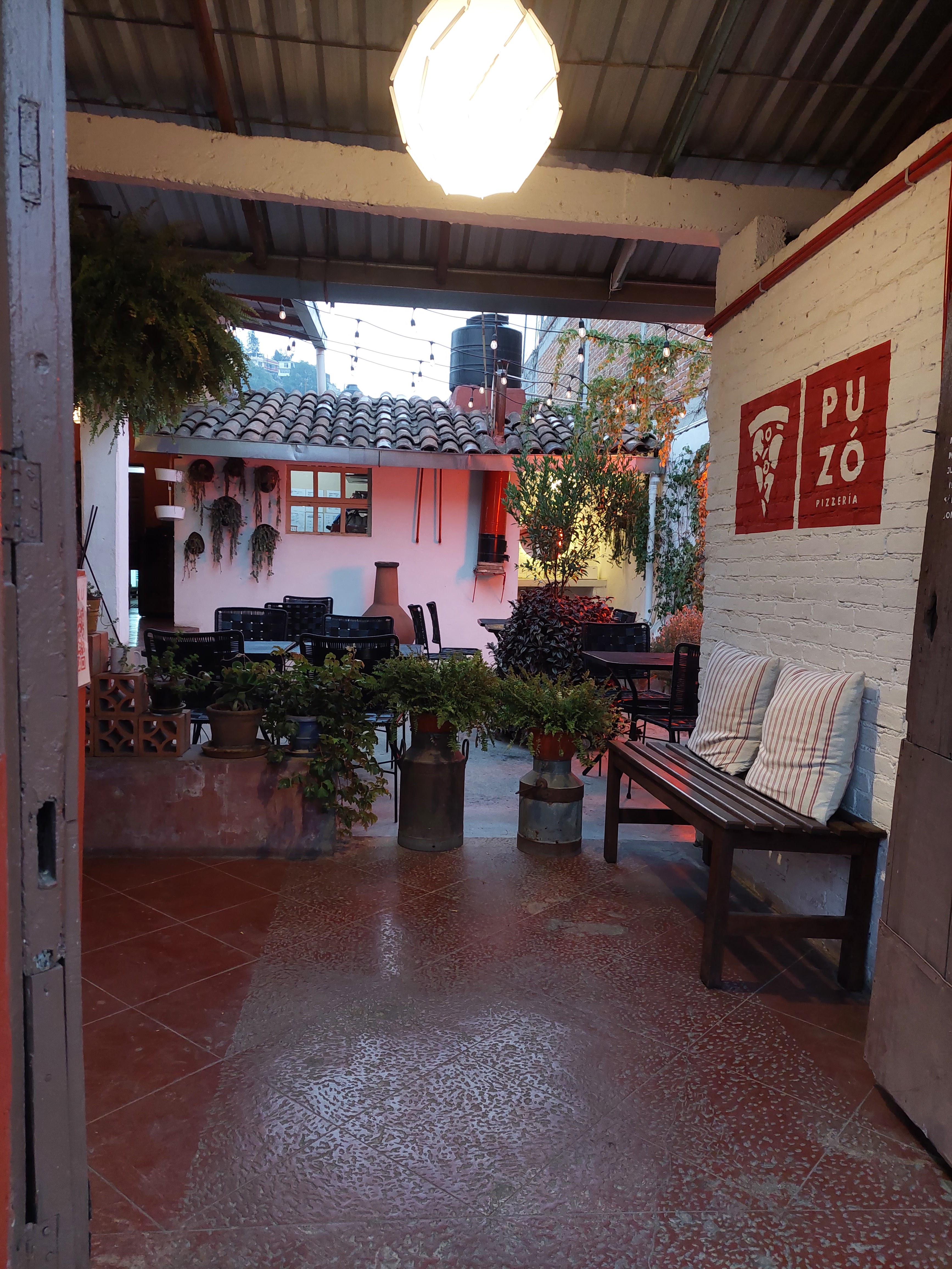 Pizzería Puzó image 1