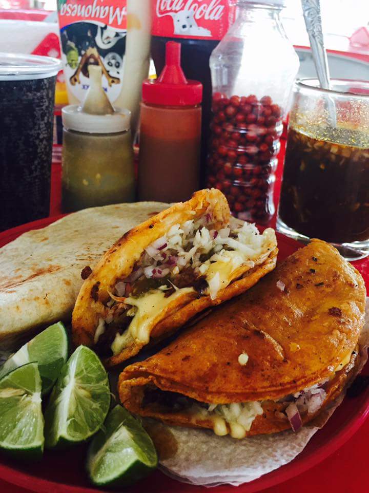 Birrieria El Kompare image 9