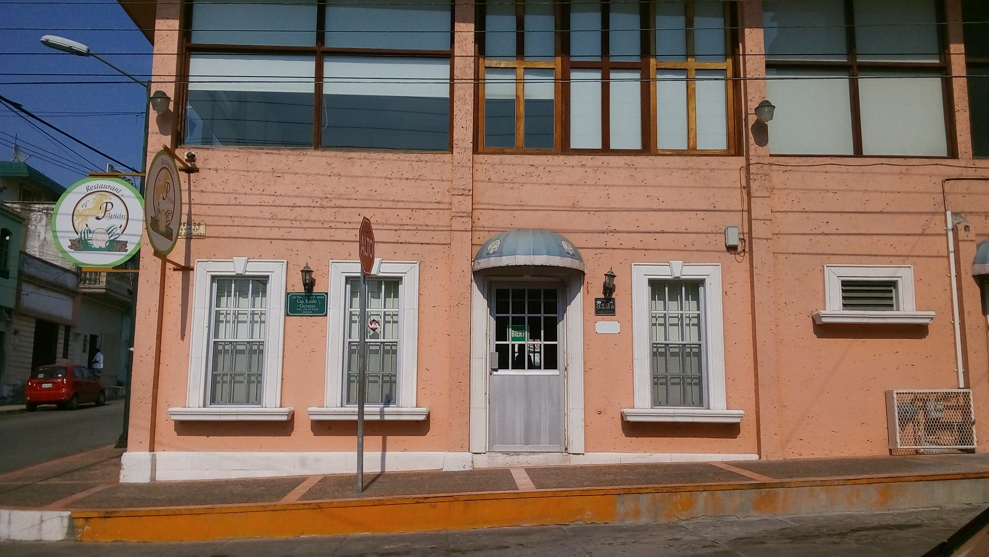 El Gran Pipián image 4