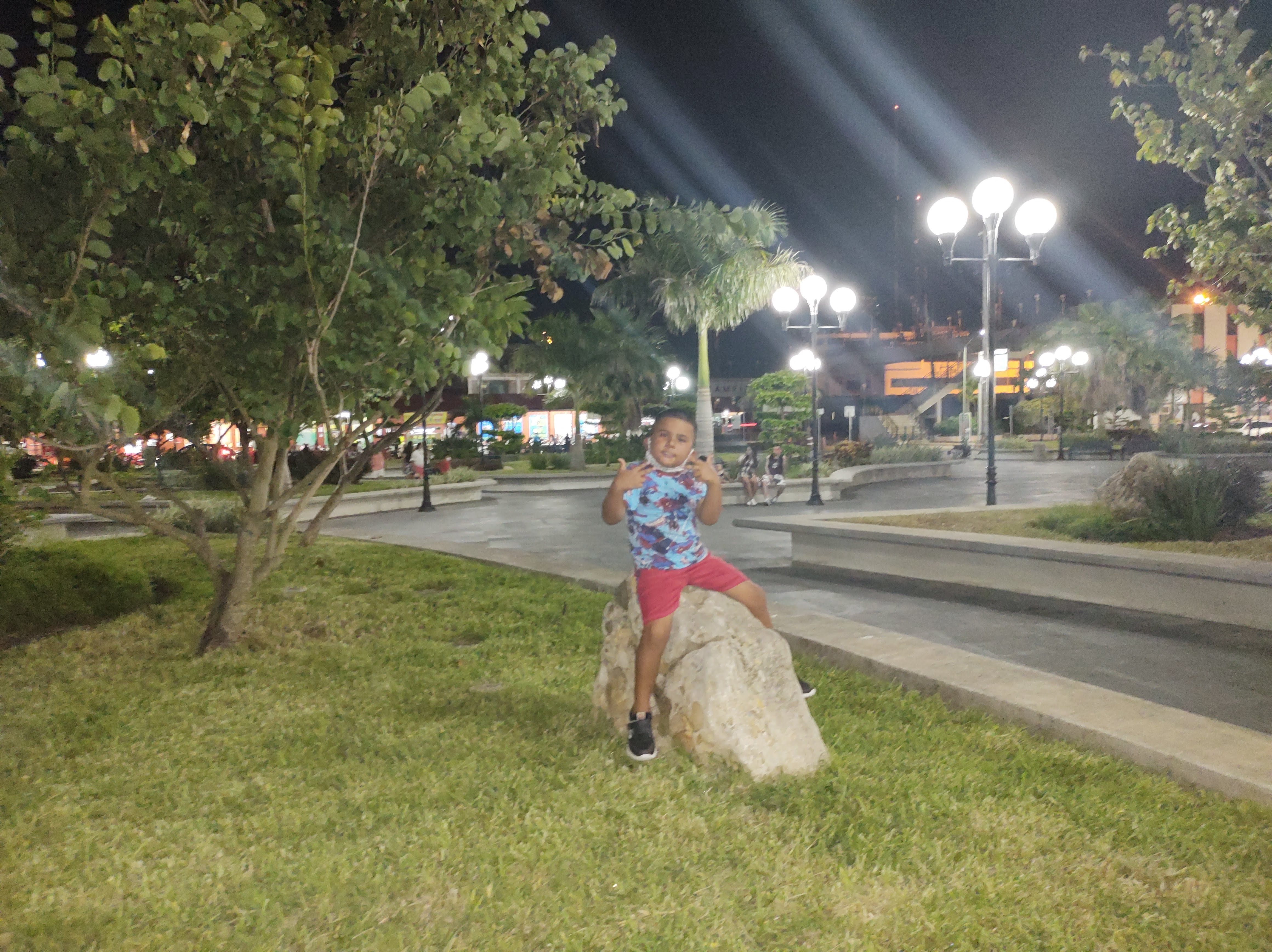 Café Selecto image 10