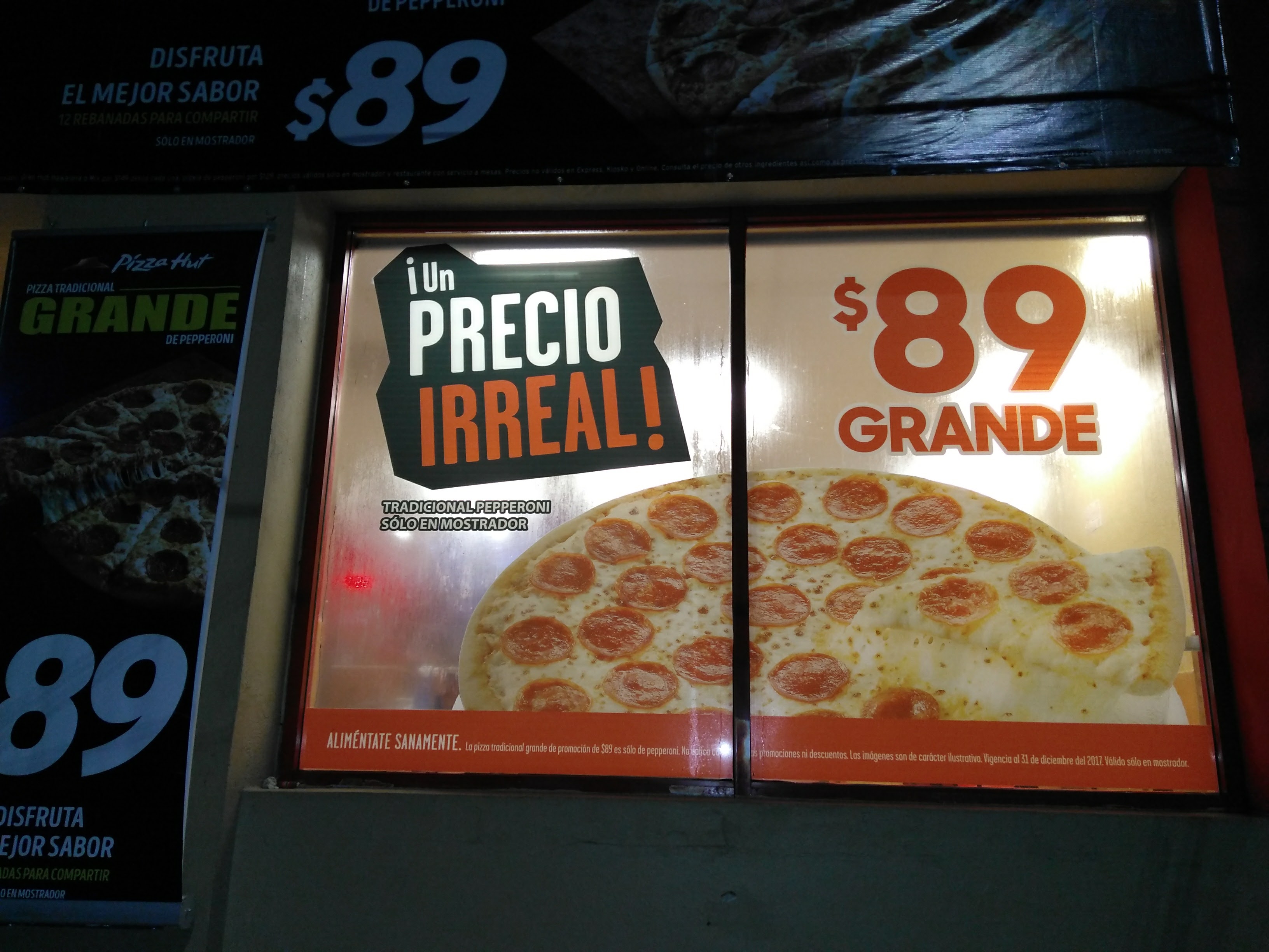 KFC Centro Tampico image 10