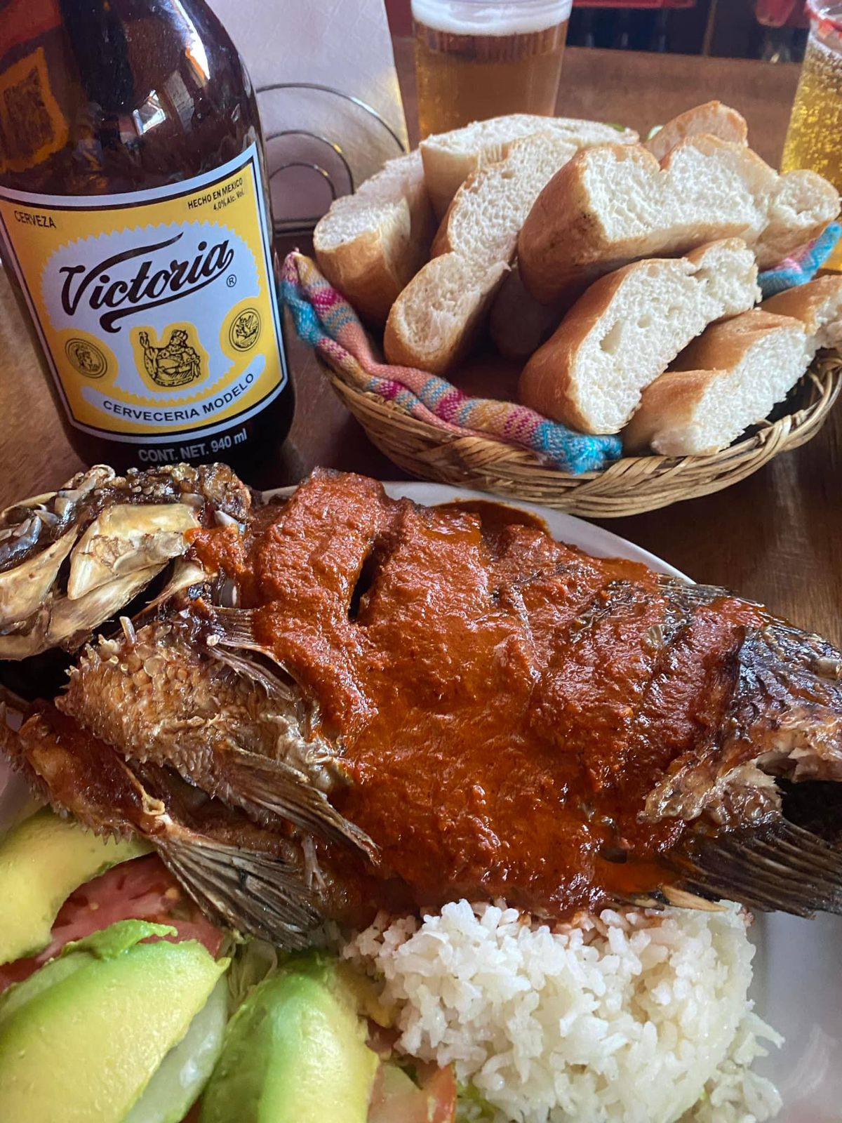 La Rueda Mariscos image 5