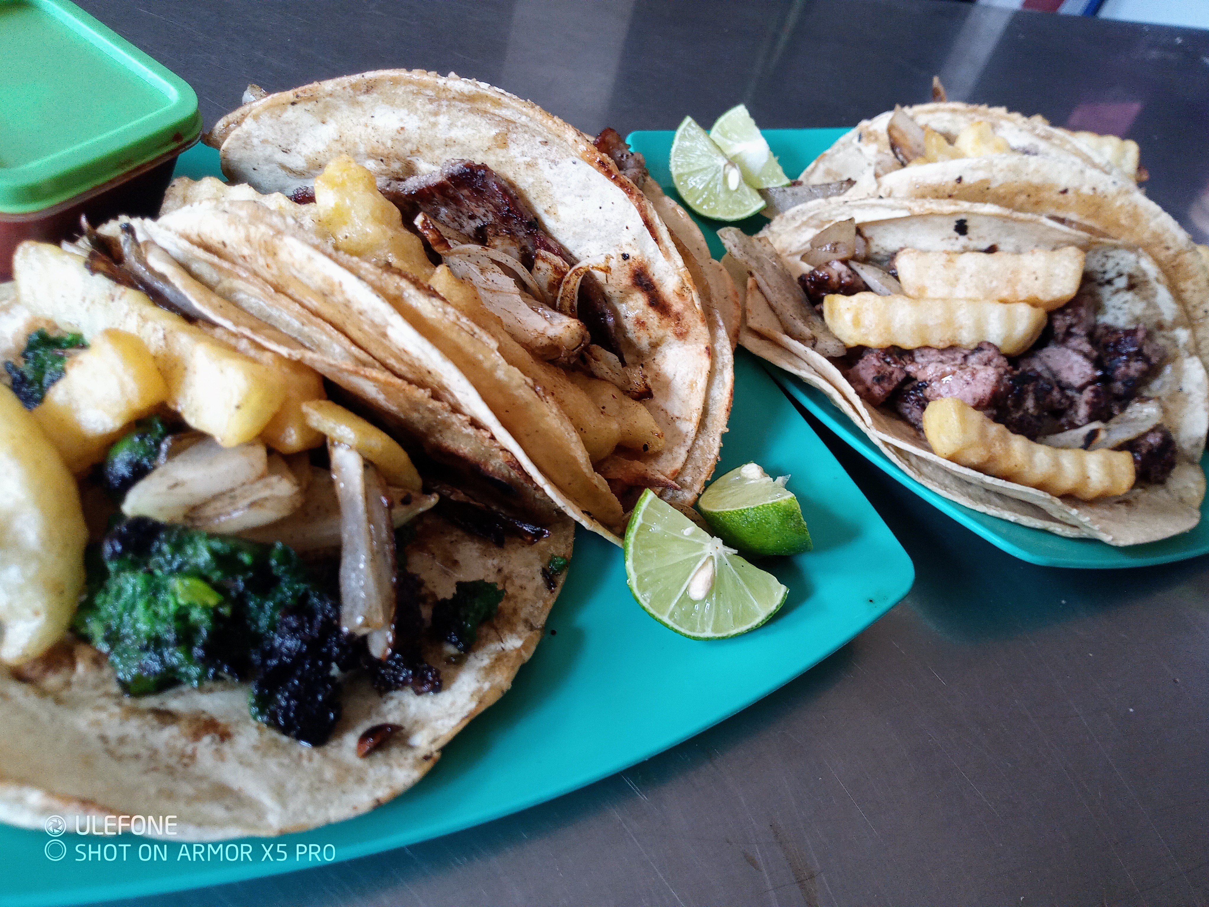 Rafita wing's & burger's image 2