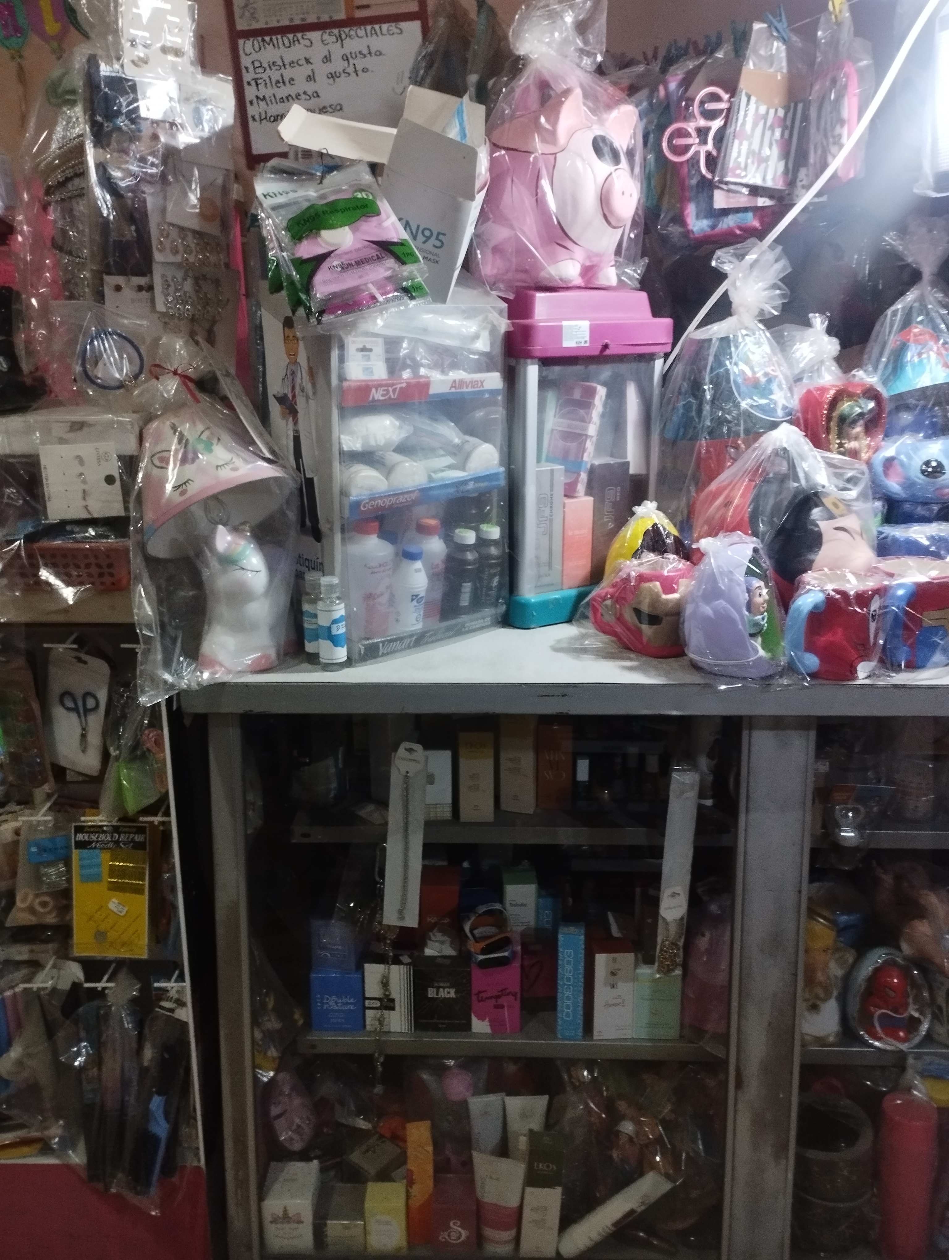 Cocina miselanea Kelly regalos y mucho más image 5