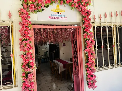 El Sombrerito image 1