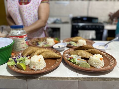 El Sombrerito image 2