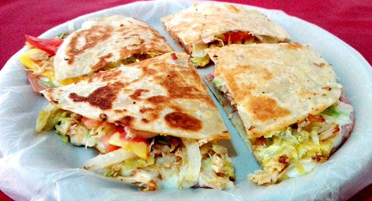 Loncheria Yoly image 1