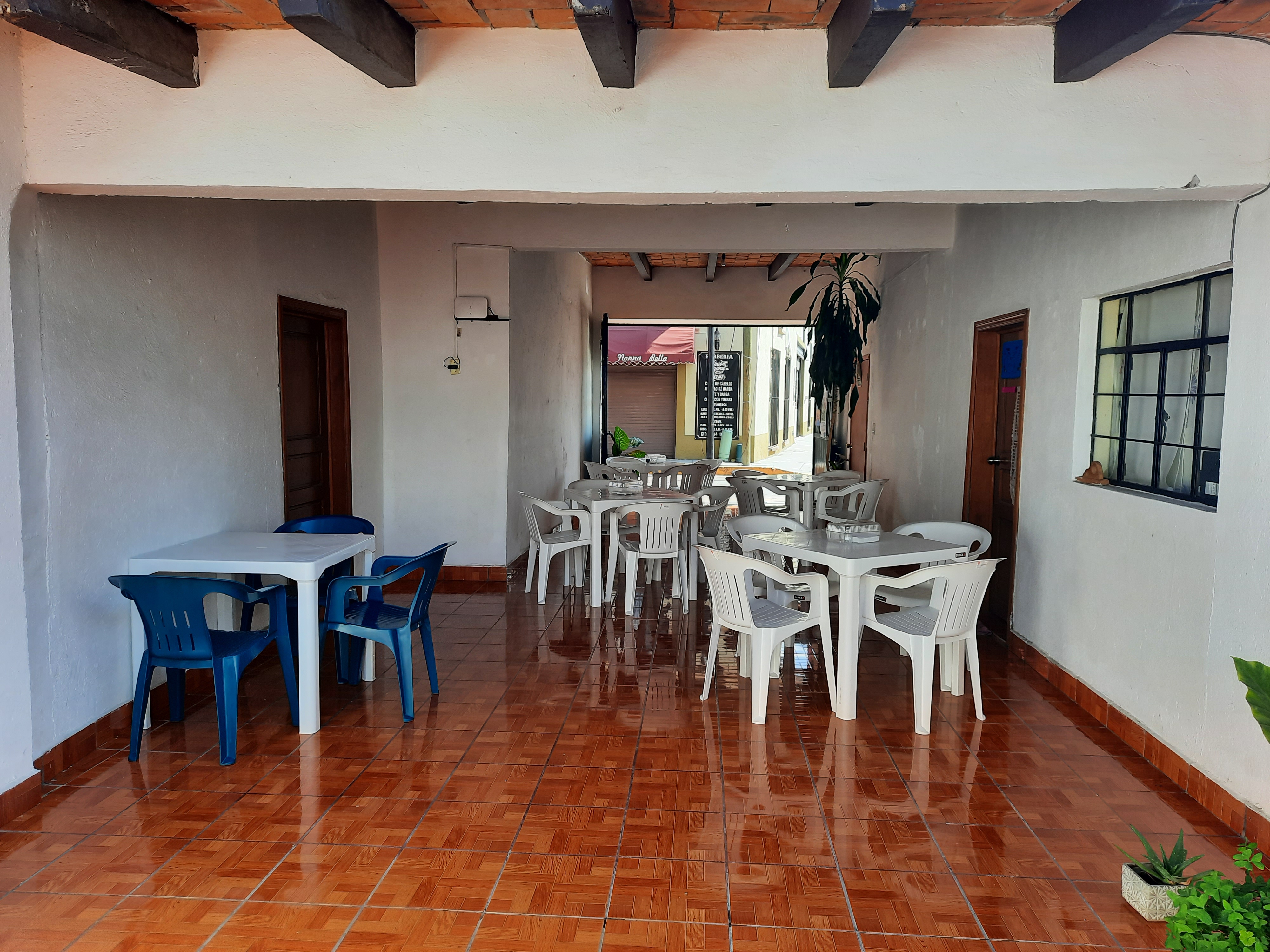 Cocina Económica image 1