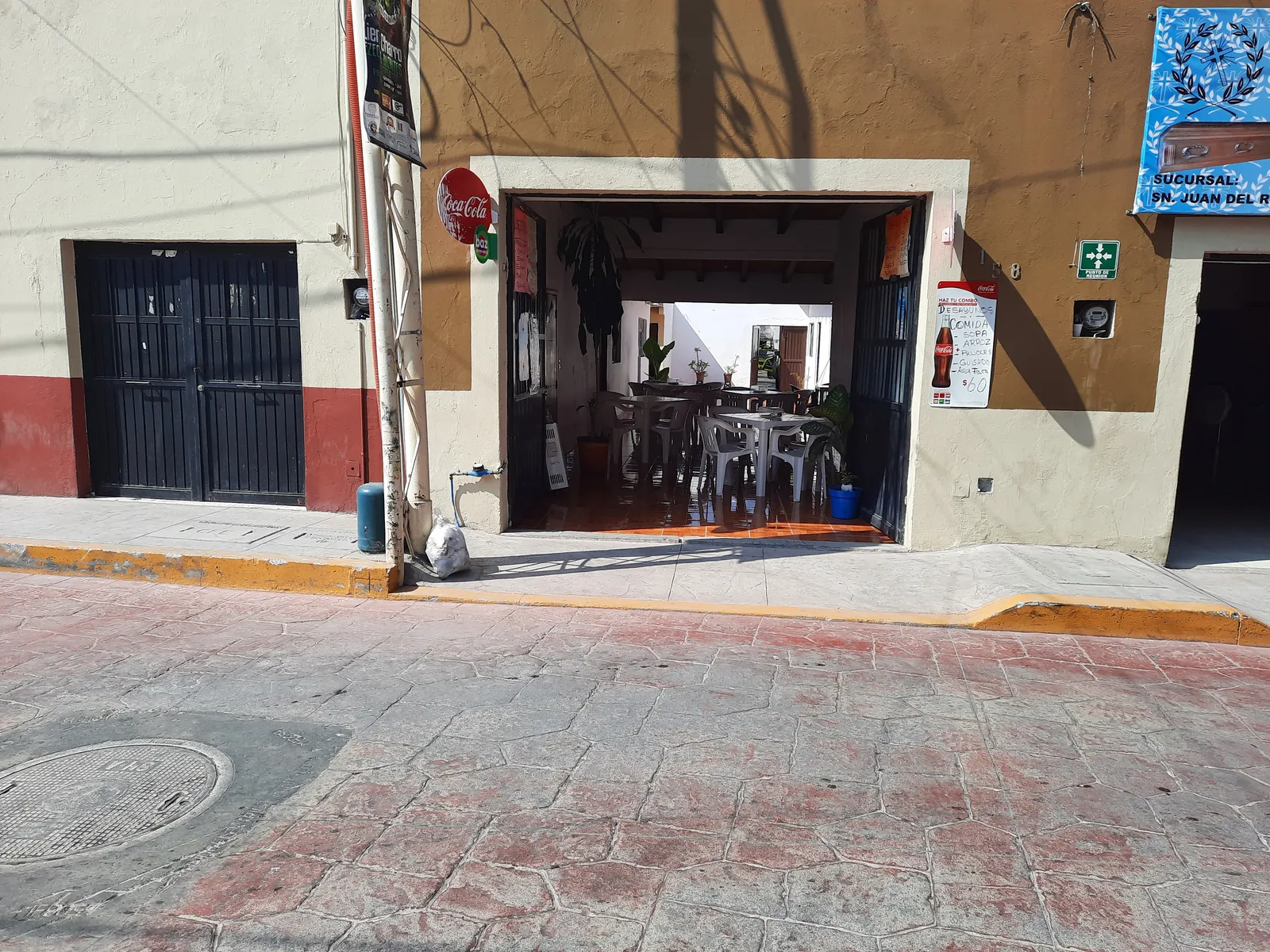 Cocina Económica image 4
