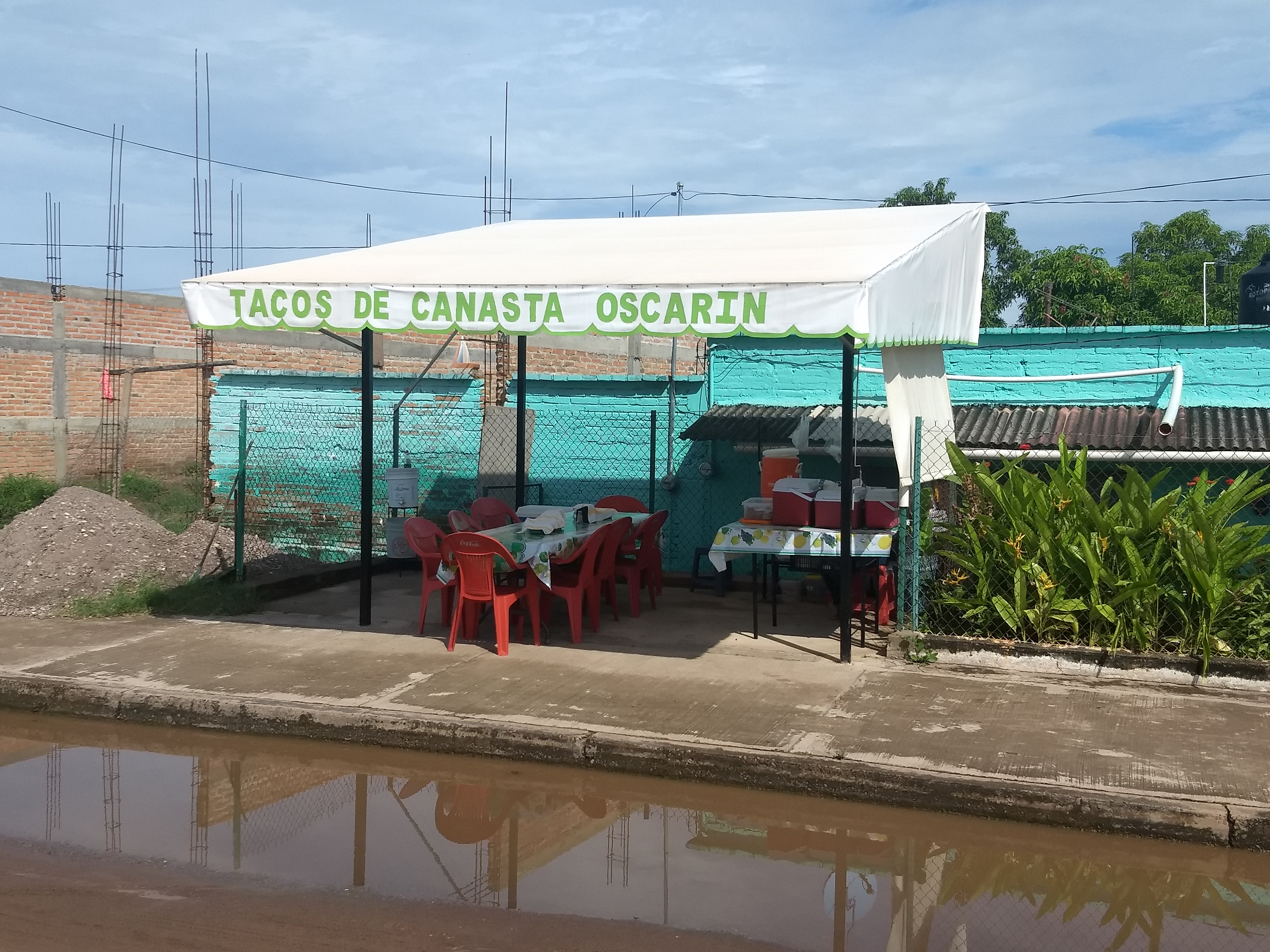 Tacos de Canasta Oscarín image 1