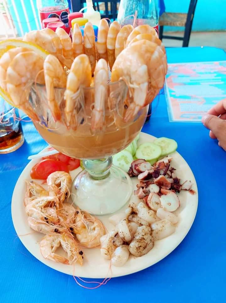 Mariscos los toldos image 5