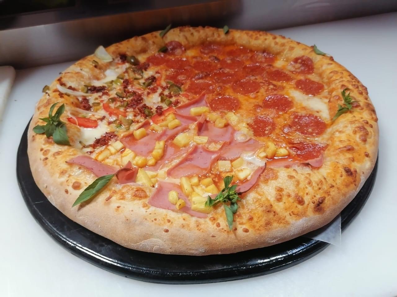 Angello´s Pizza House image 5