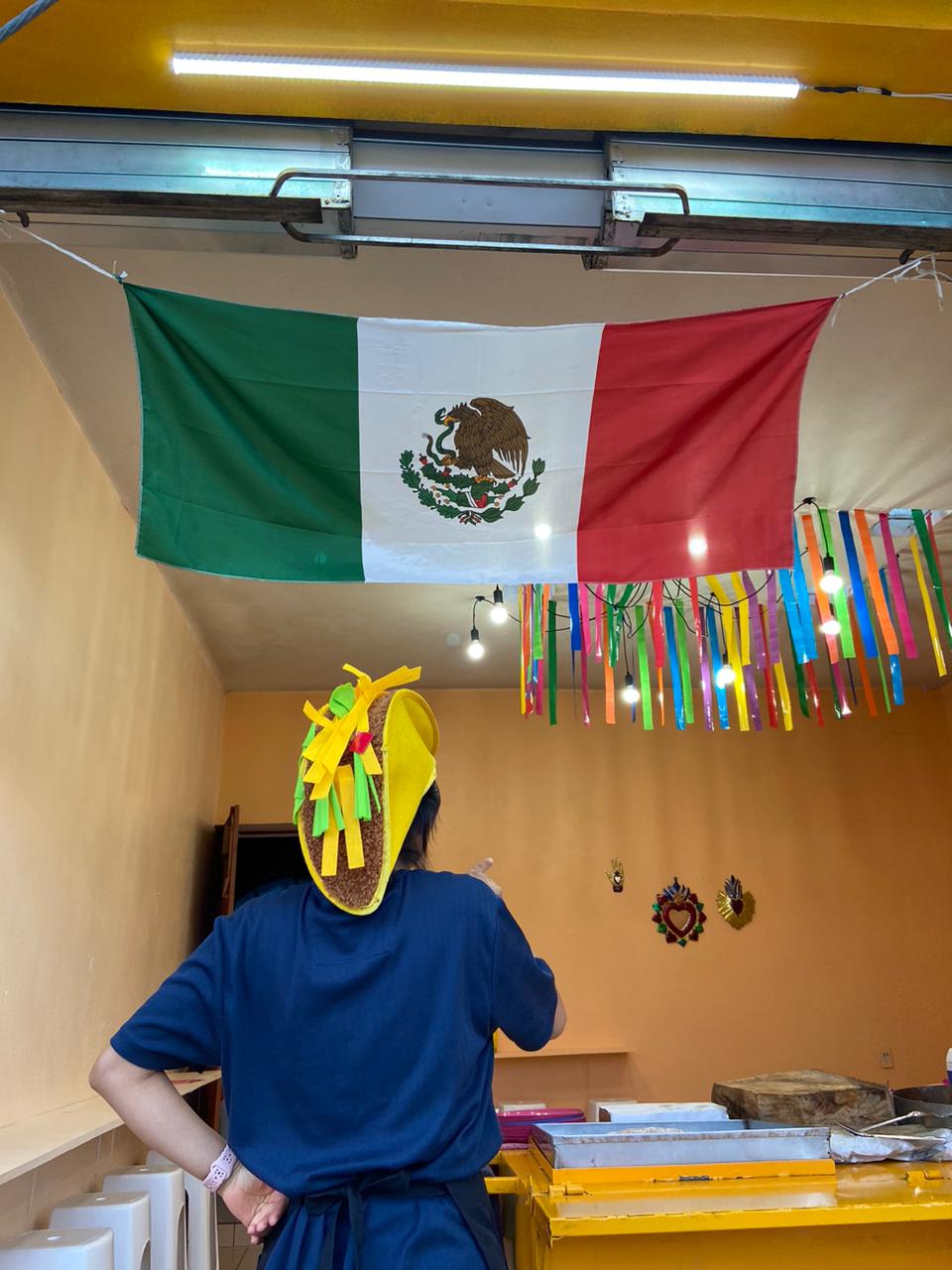 La casa del taco image 4