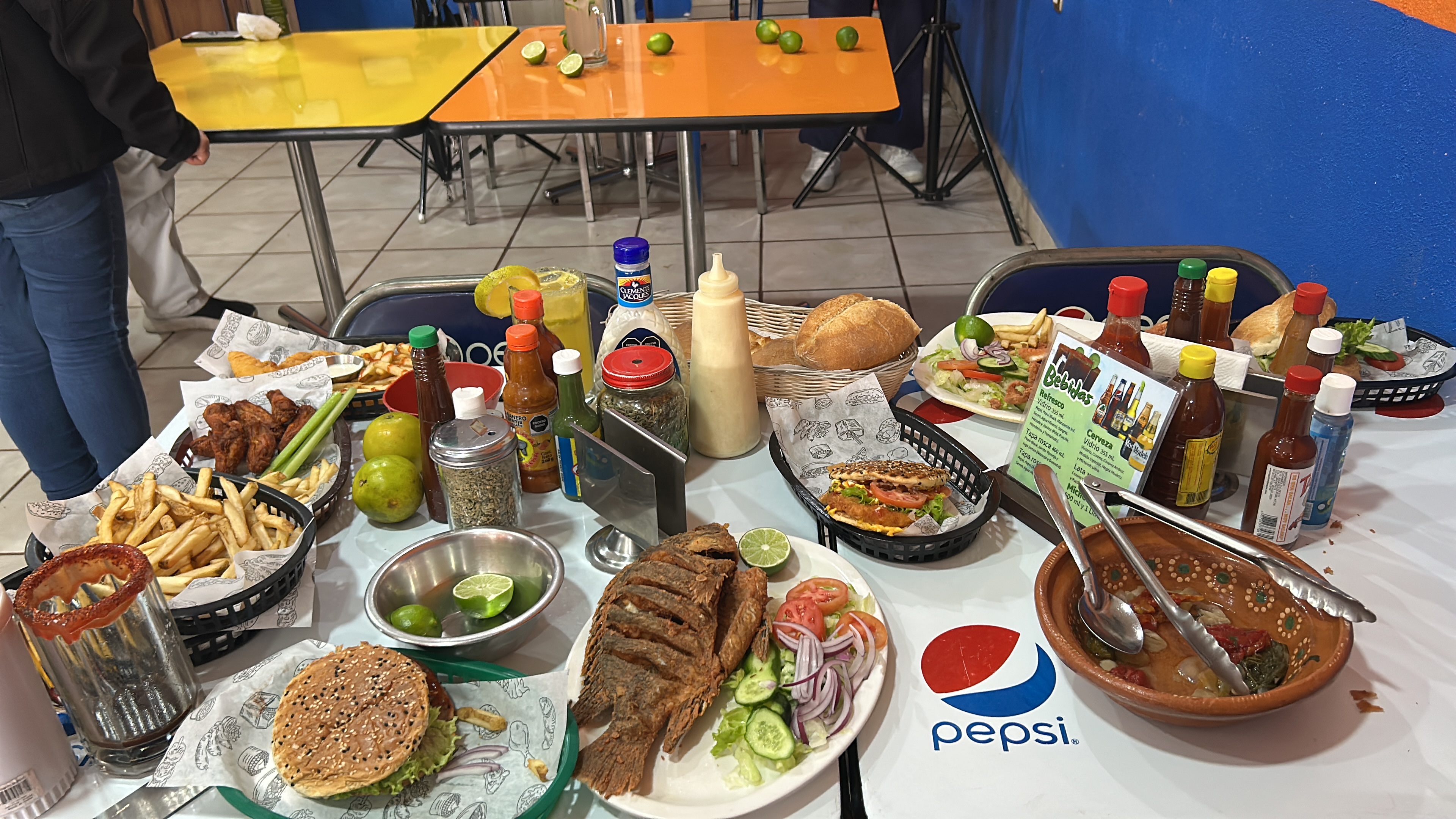 Pescaderia La Glorieta image 9