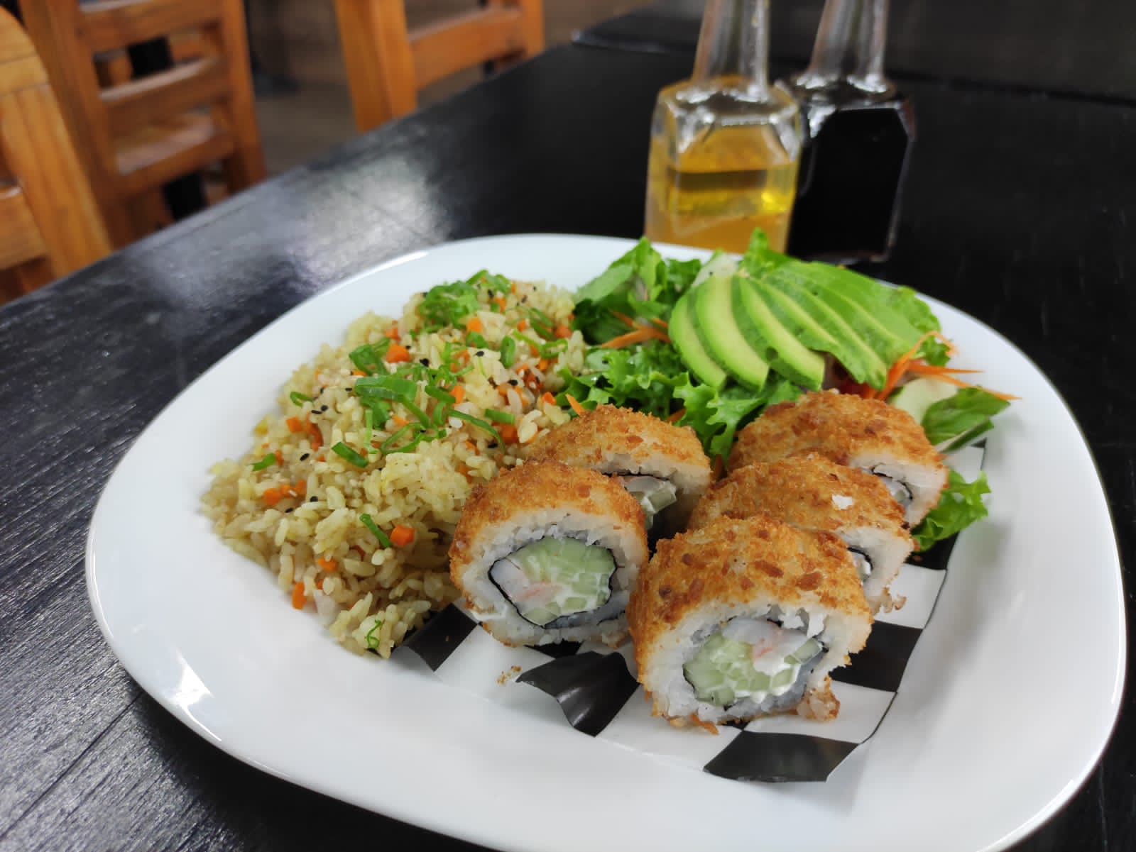 Tonikai Sushi image 1