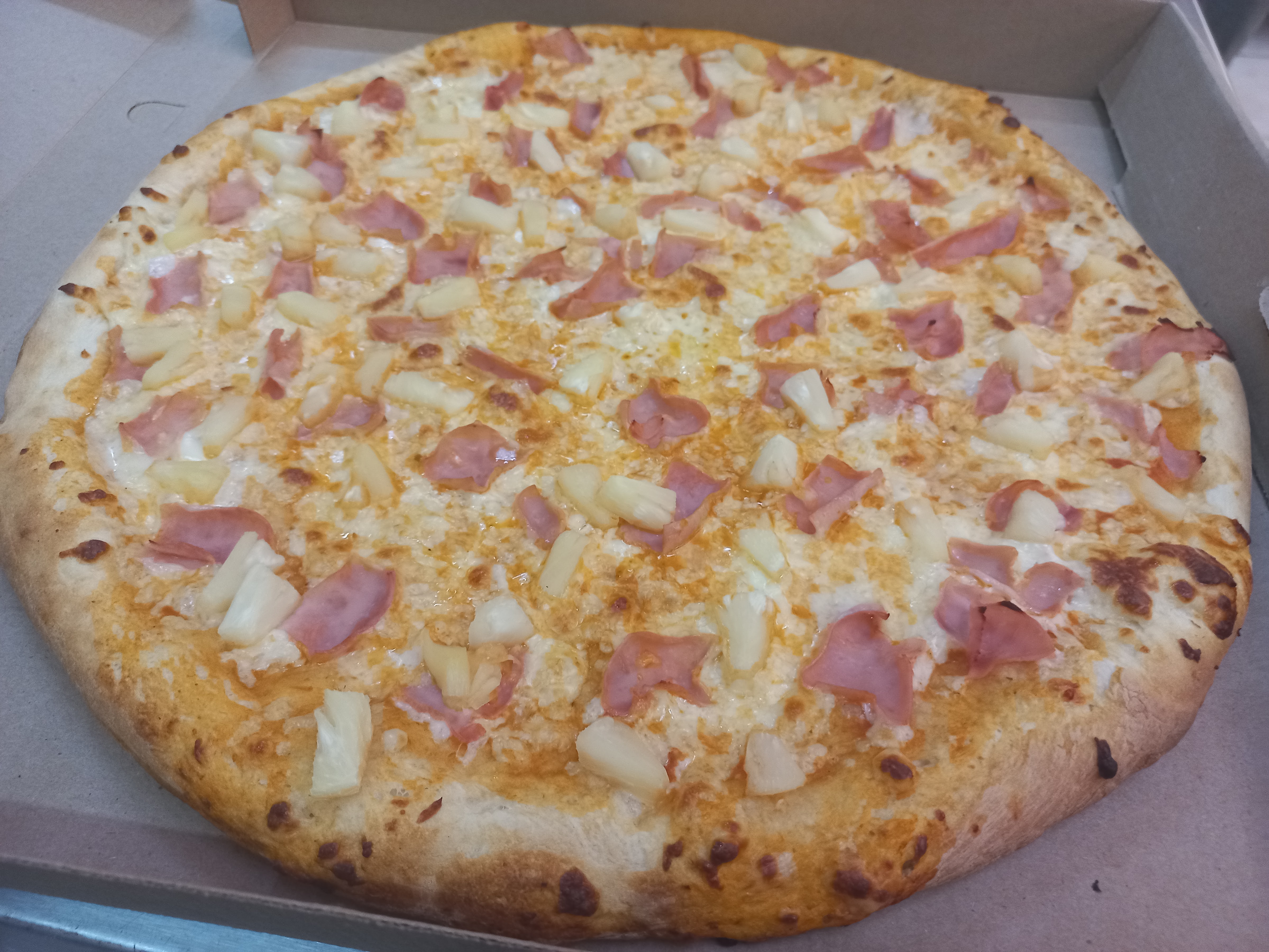 Monalisa pizzeria image 6