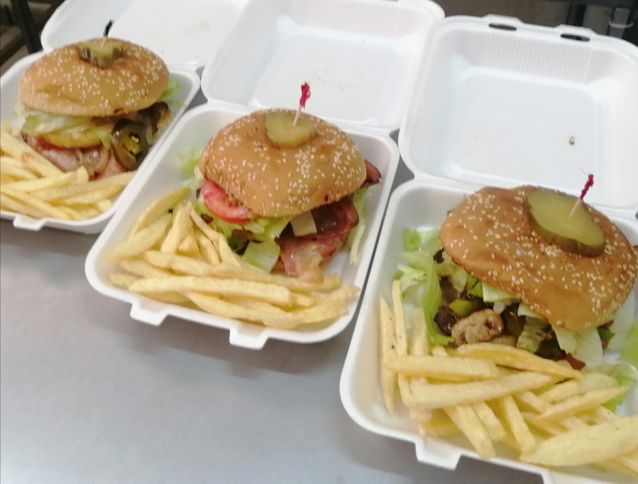 Monalisa pizzeria image 7