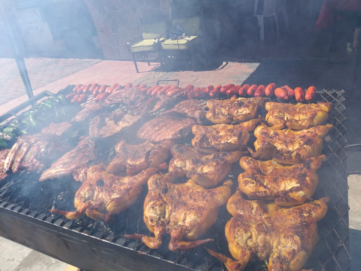 Pollos y Carne Asada "Mane" image 5