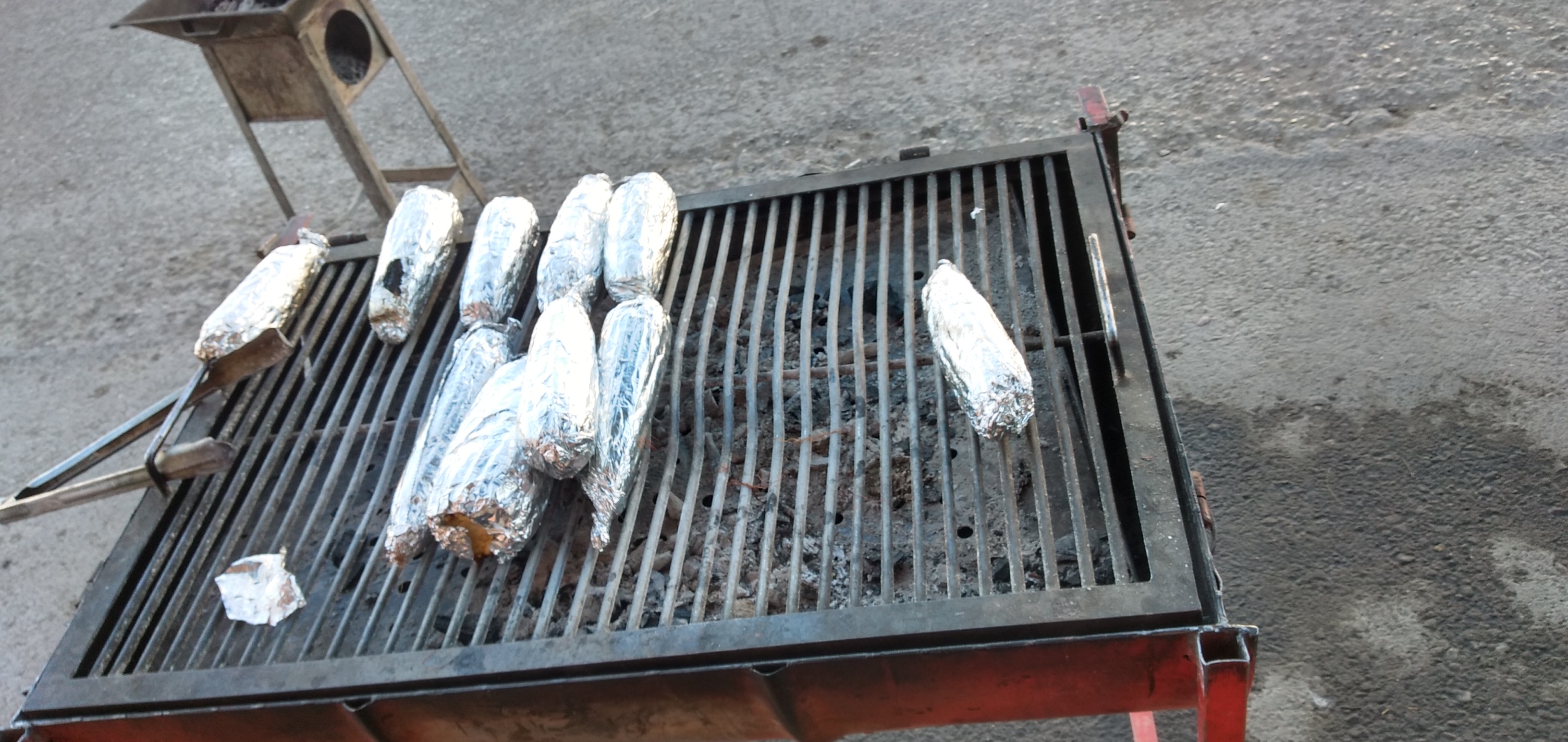 Elotes Asados Don chucho JH image 2