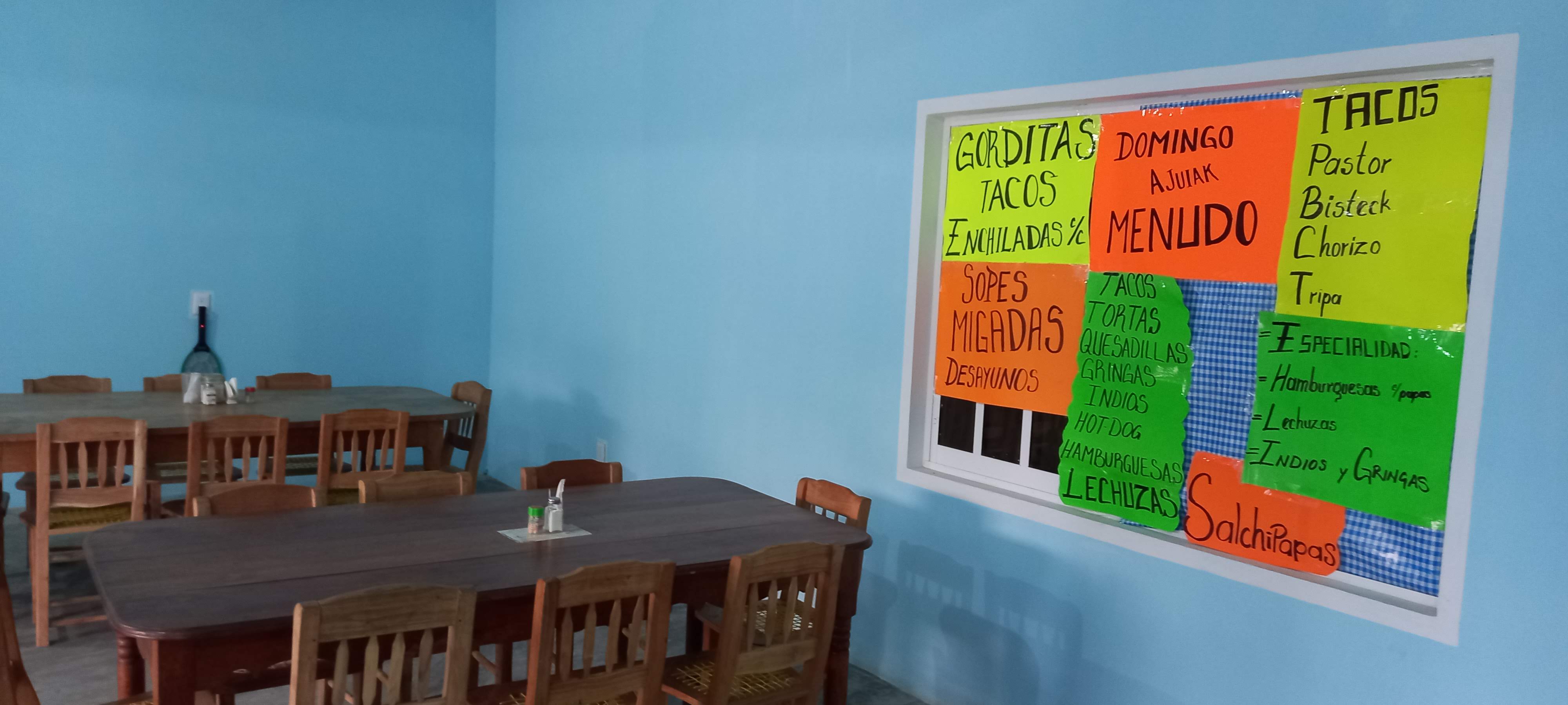 TACOS Y ALMUERZOS image 1