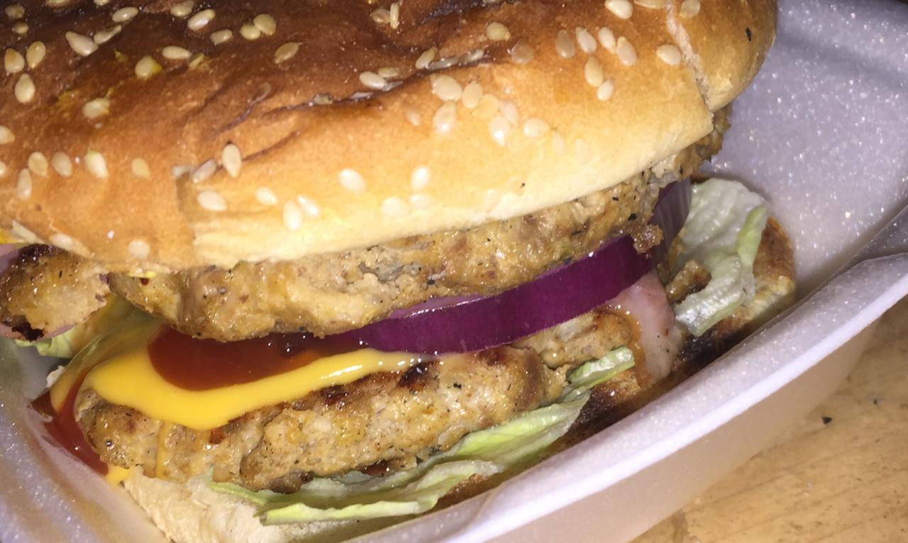 HAMBURGUESAS EL BAJON image 2