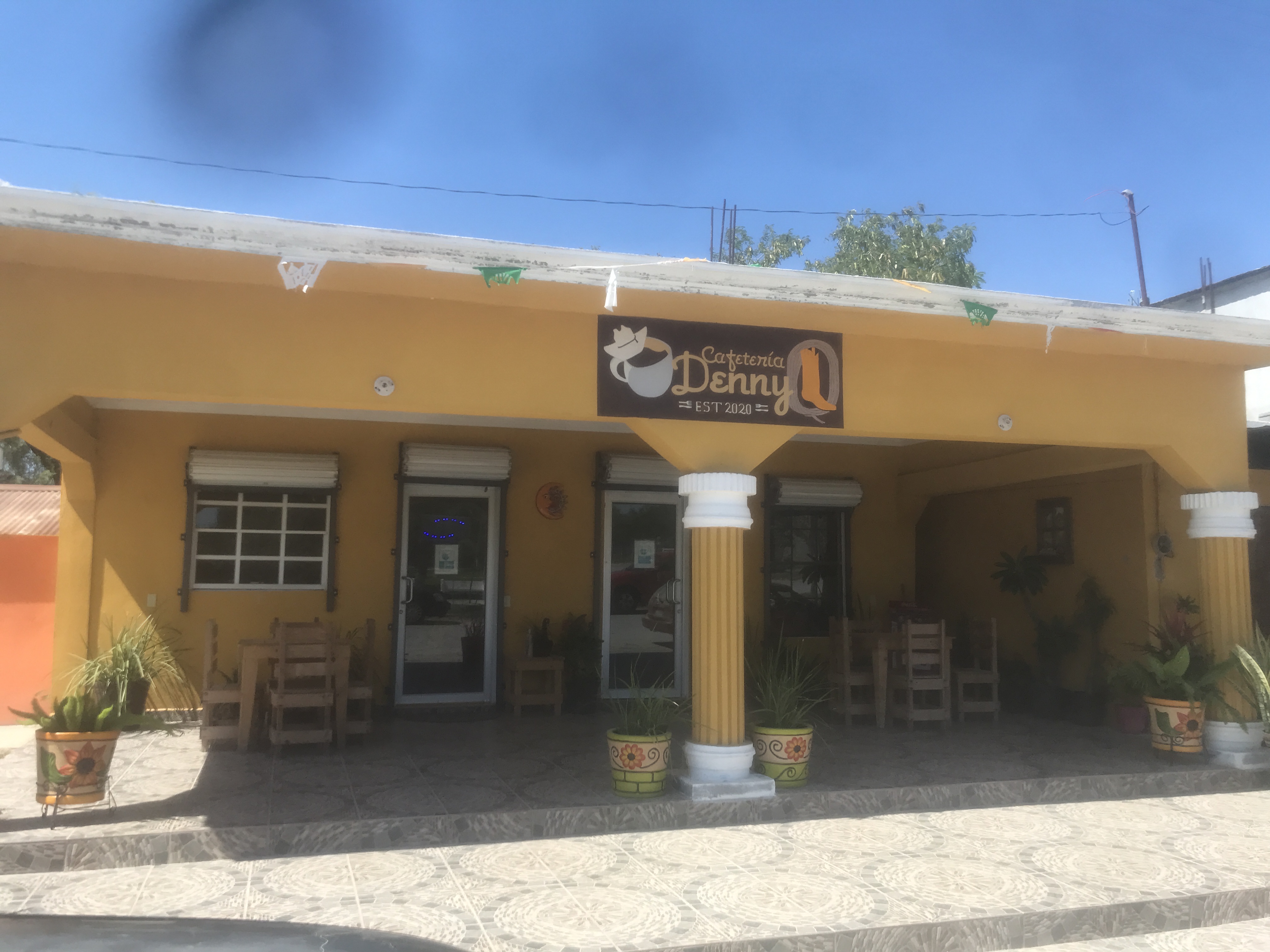Cafetería Denny image 1