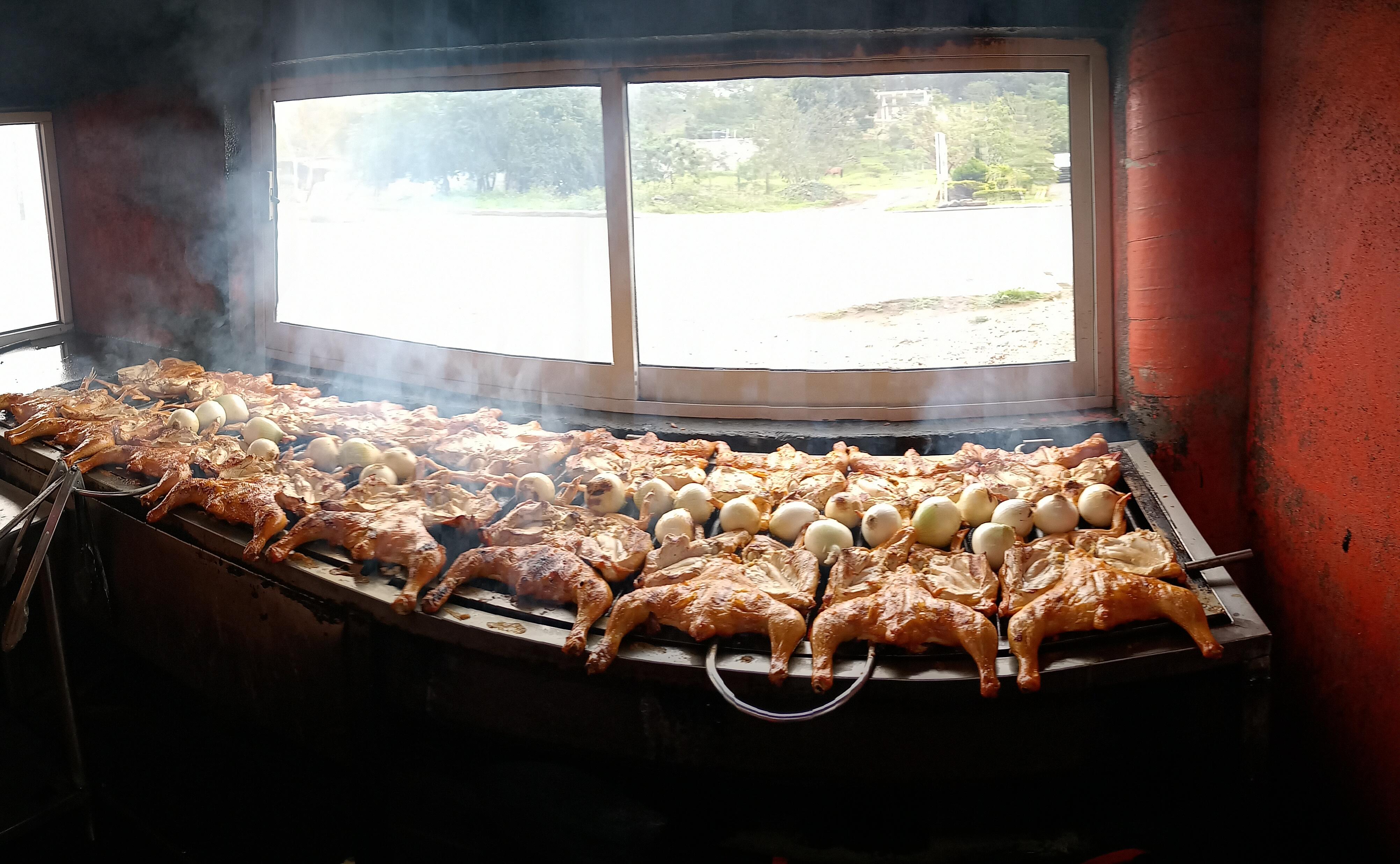 Pollos Asados "El Hermano Del Sorcho" image 1