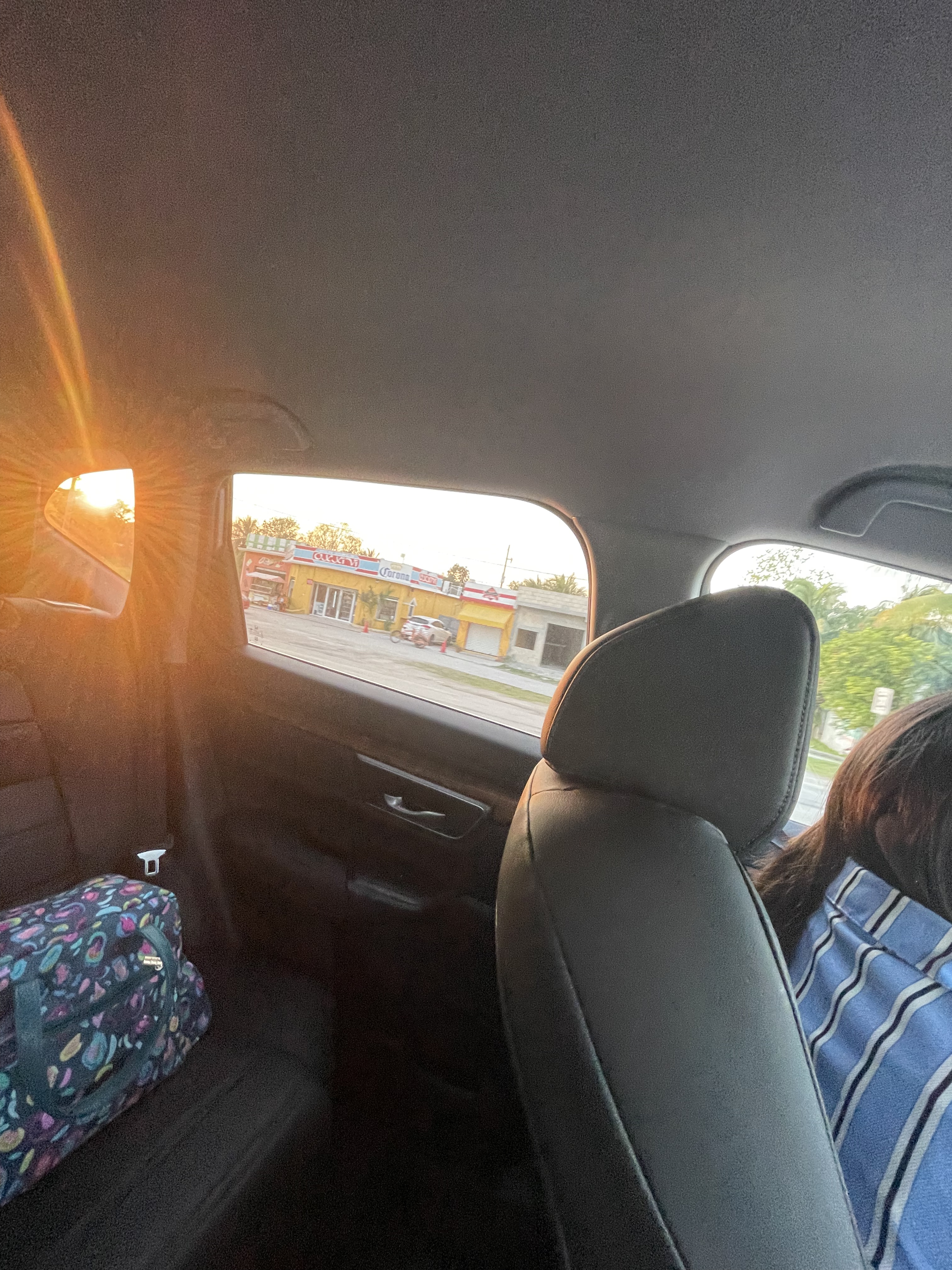 Comedor Rosi image 3