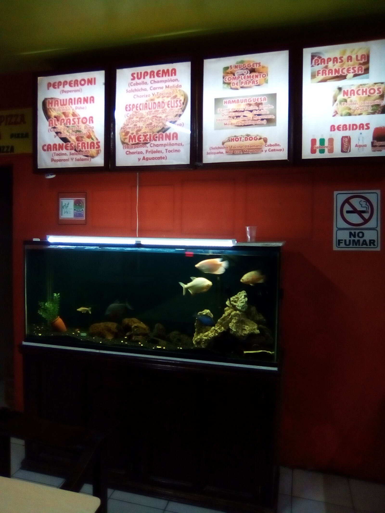 Eliss Pizza image 3