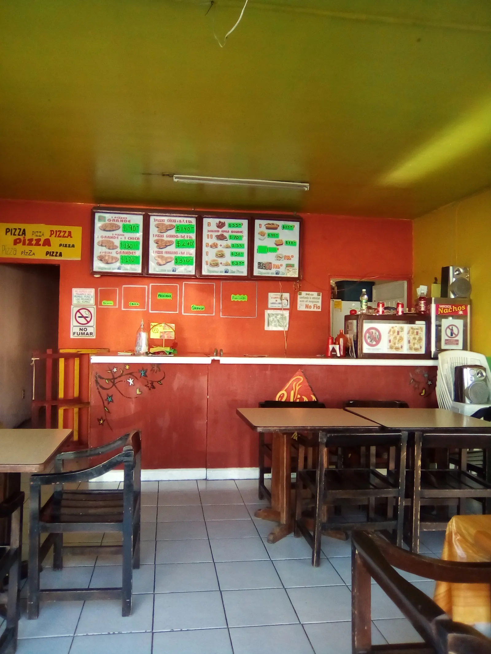 Eliss Pizza image 9