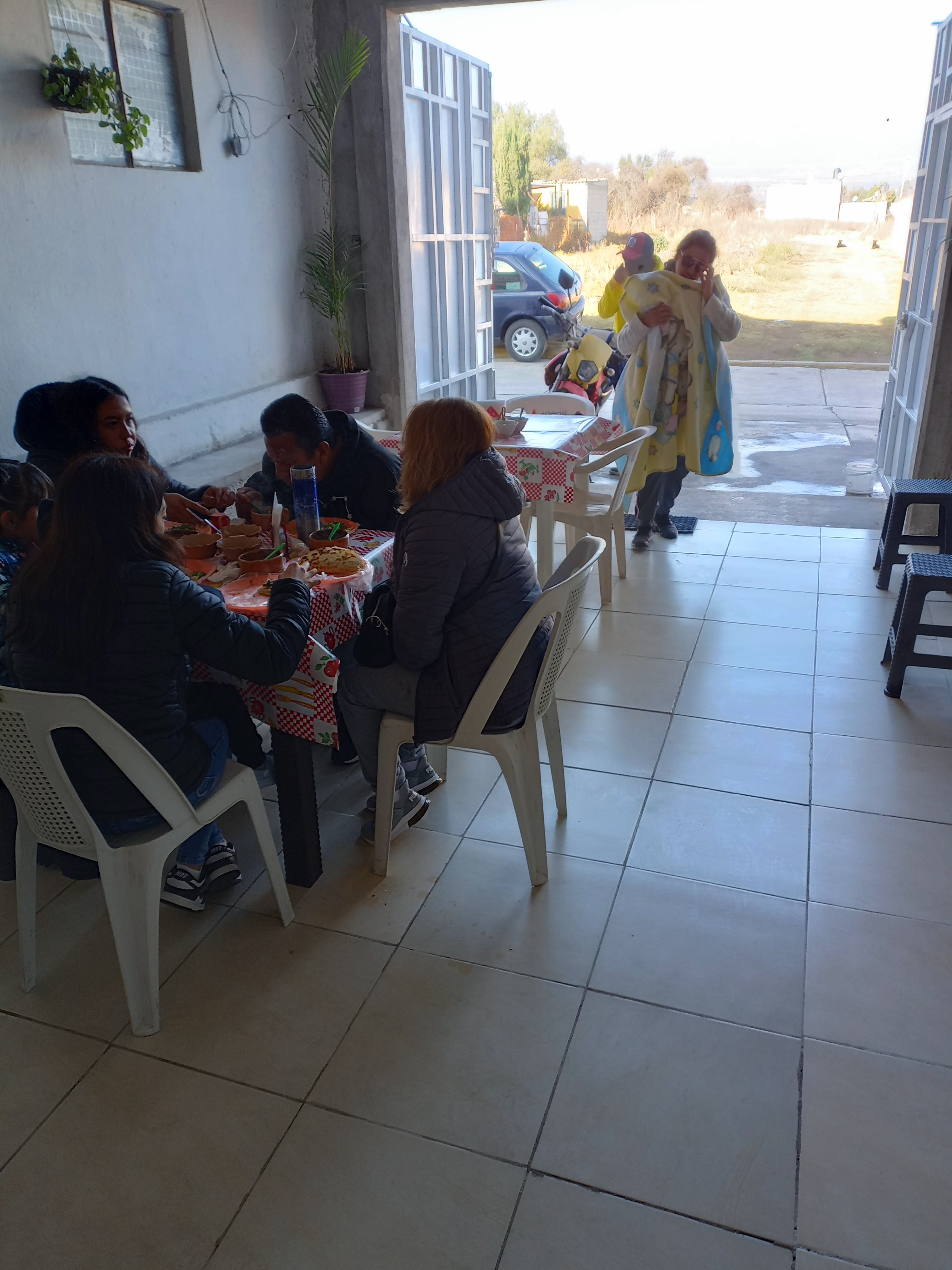 Tacos de birria los güeros image 4