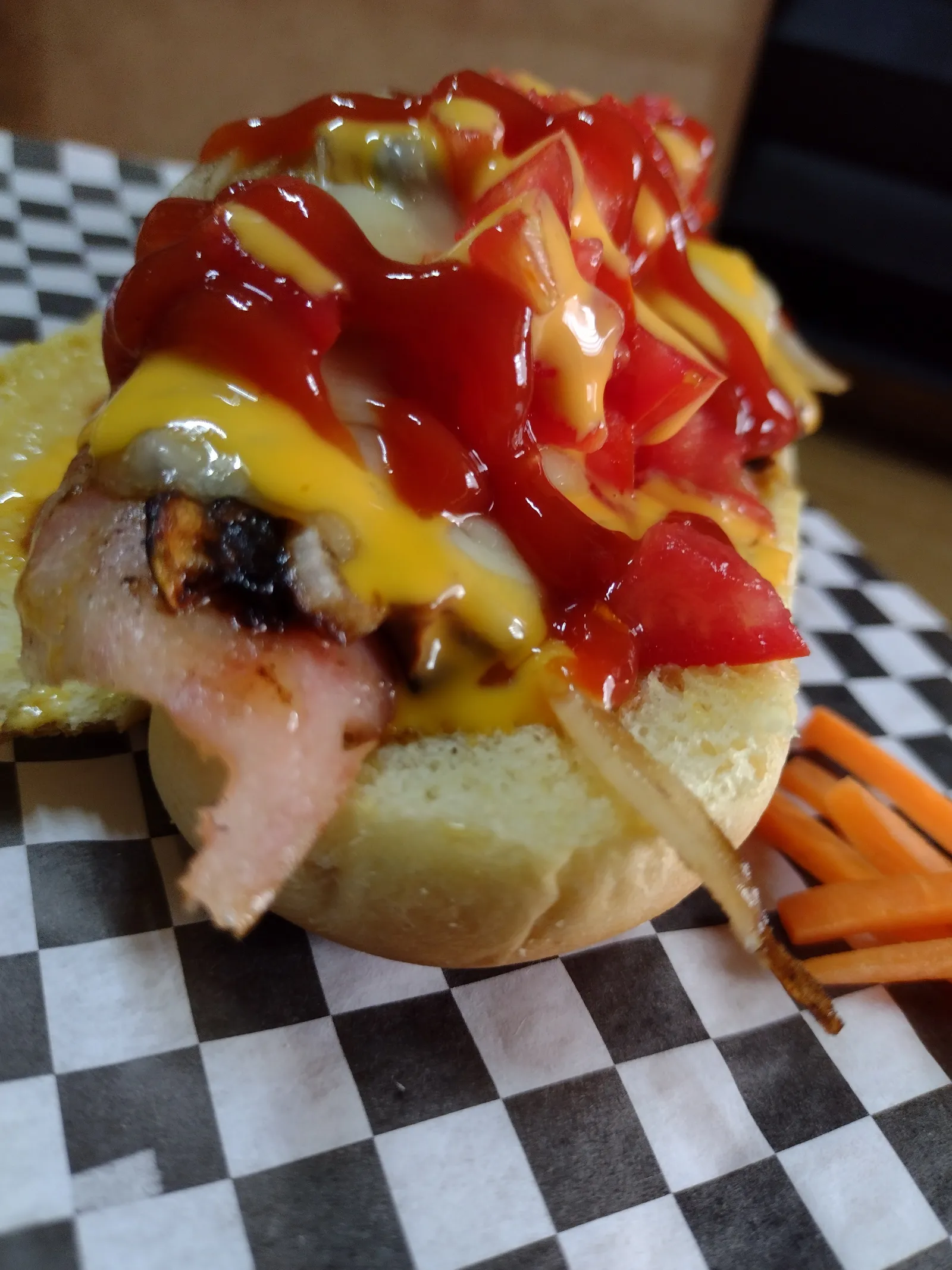 Dogor's Hamburguesas & Alitas image 4