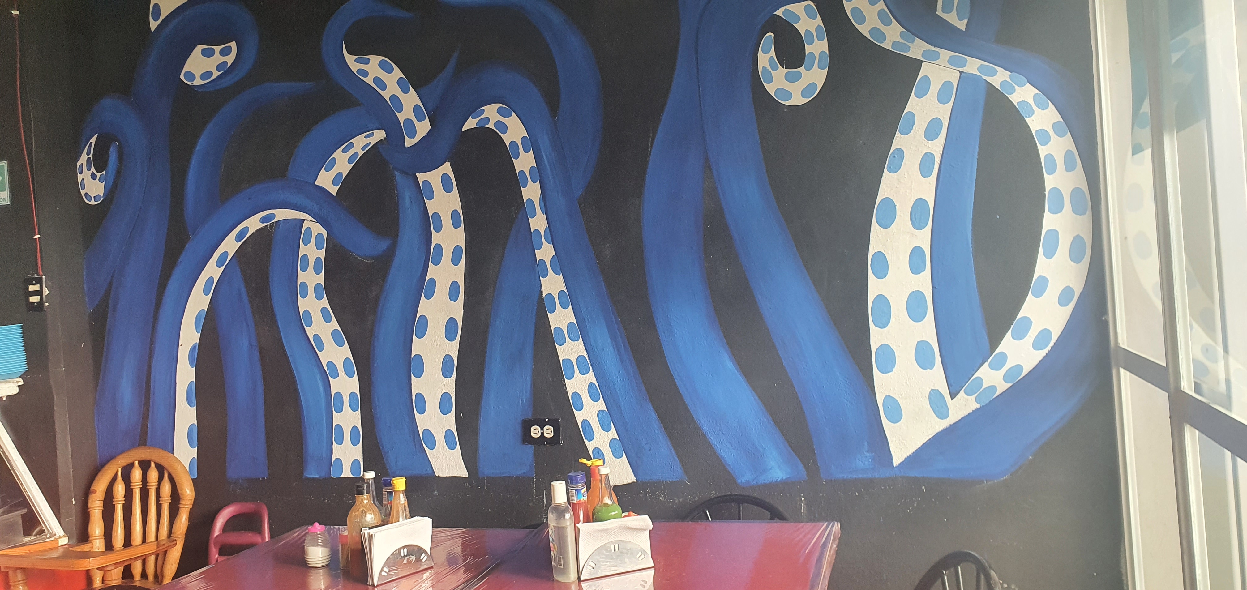 Marisqueria "EL Kari" image 2