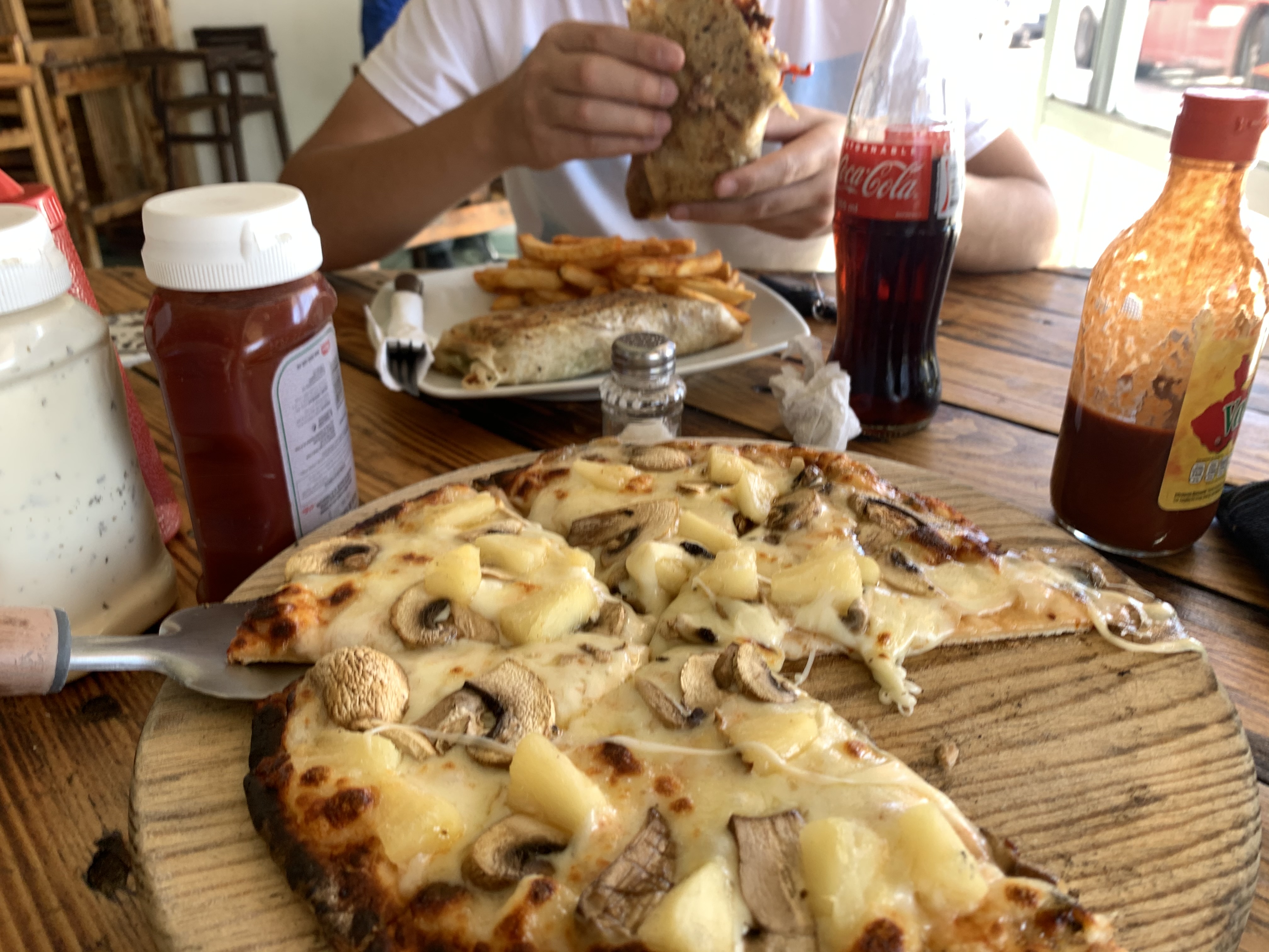 El Chipotle. Pizza Y Grill image 7