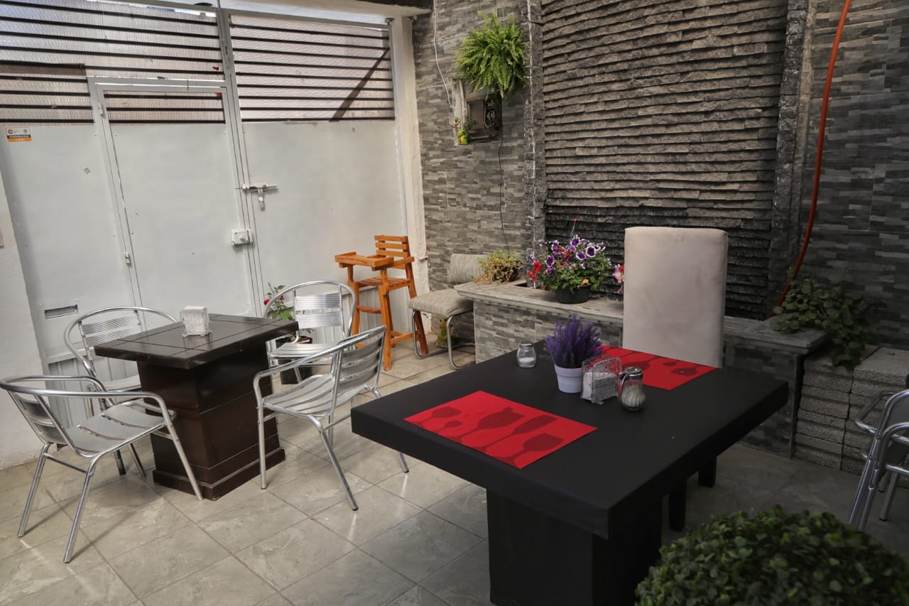 Habana Buffet image 1