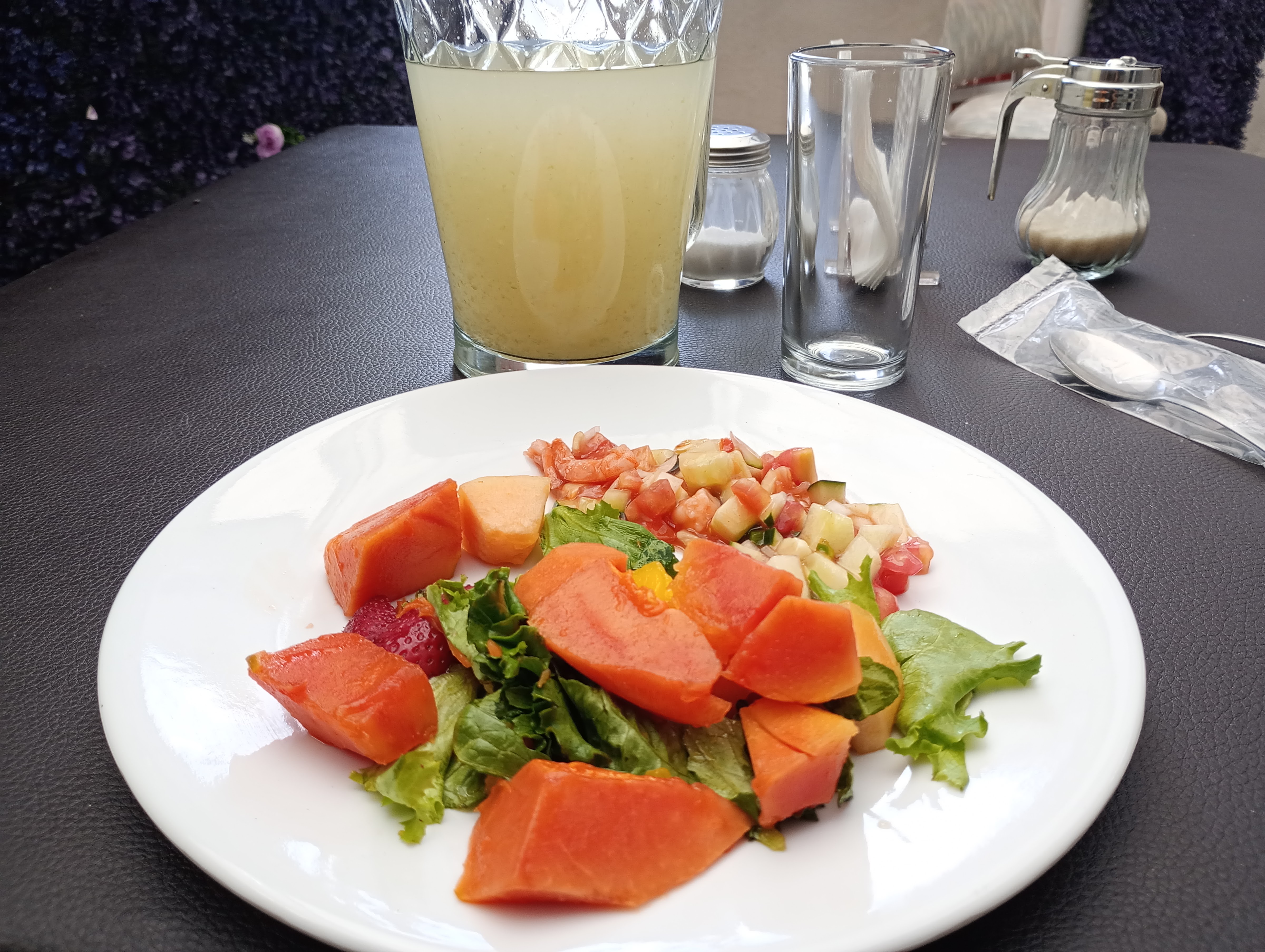 Habana Buffet image 2