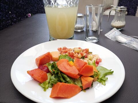 Habana Buffet image 2